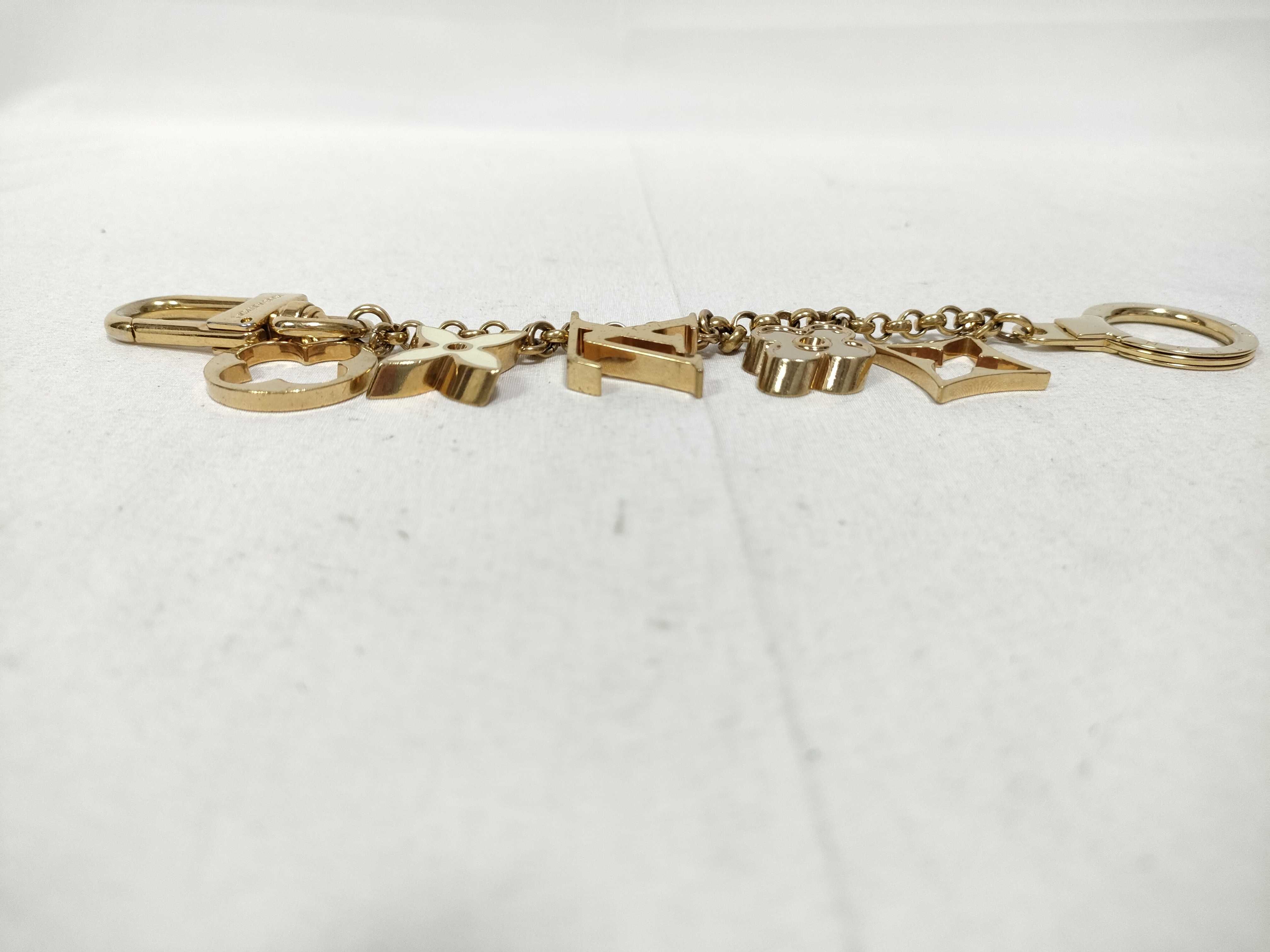 Vuitton charm key case — view 5