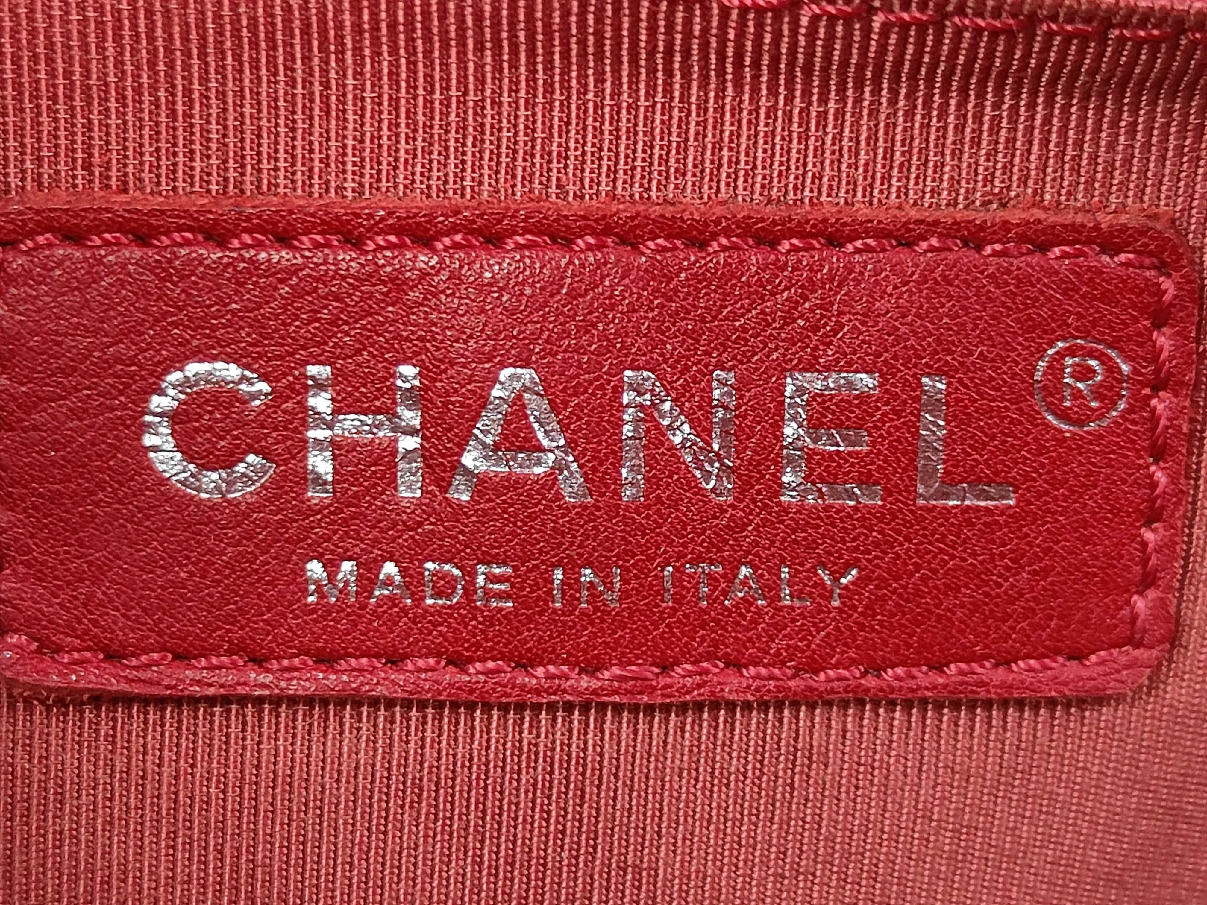 Diana 25 Matelassé Lambskin Red Shoulder Bag — view 11