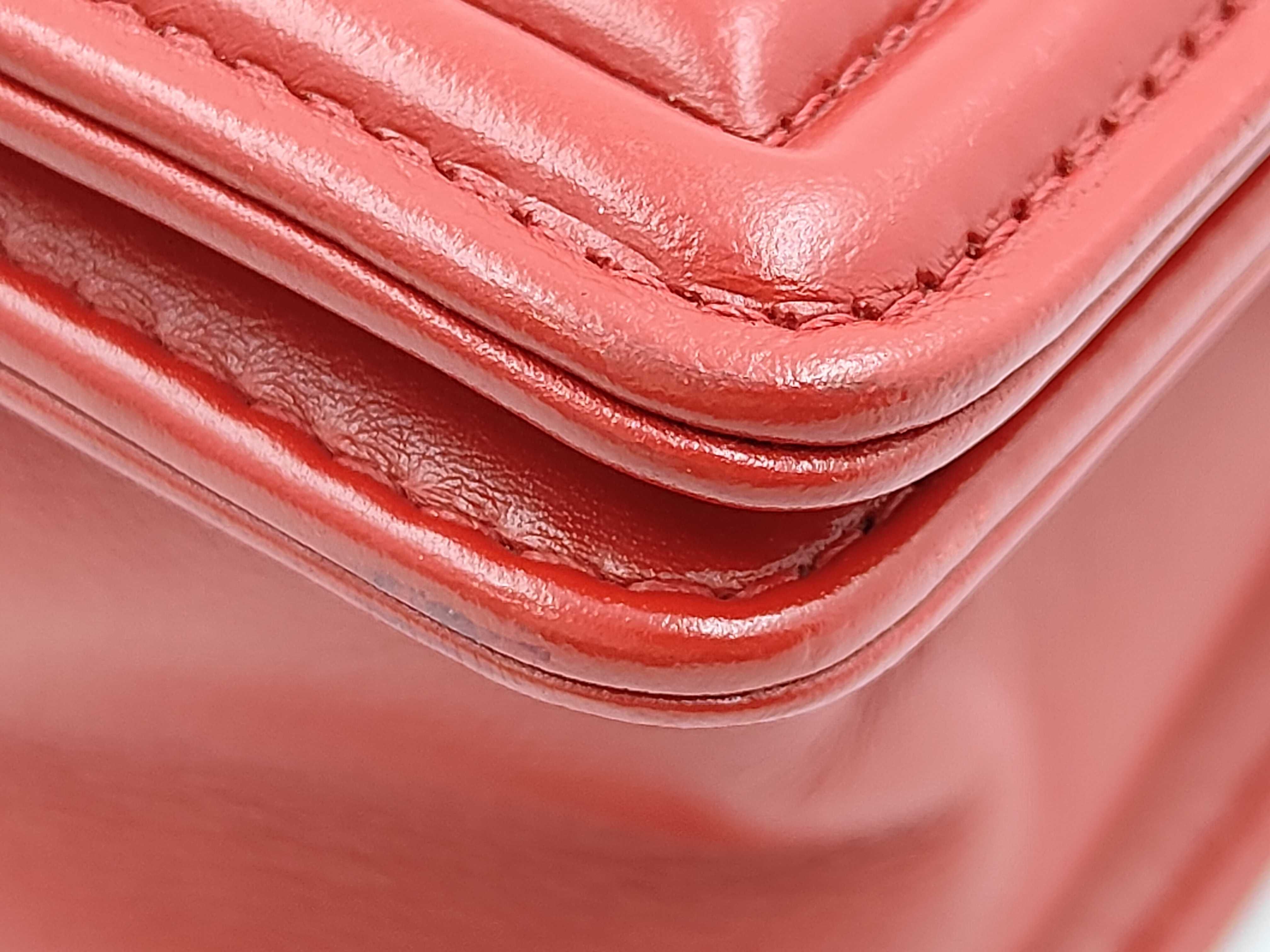 Diana 25 Matelassé Lambskin Red Shoulder Bag — view 6
