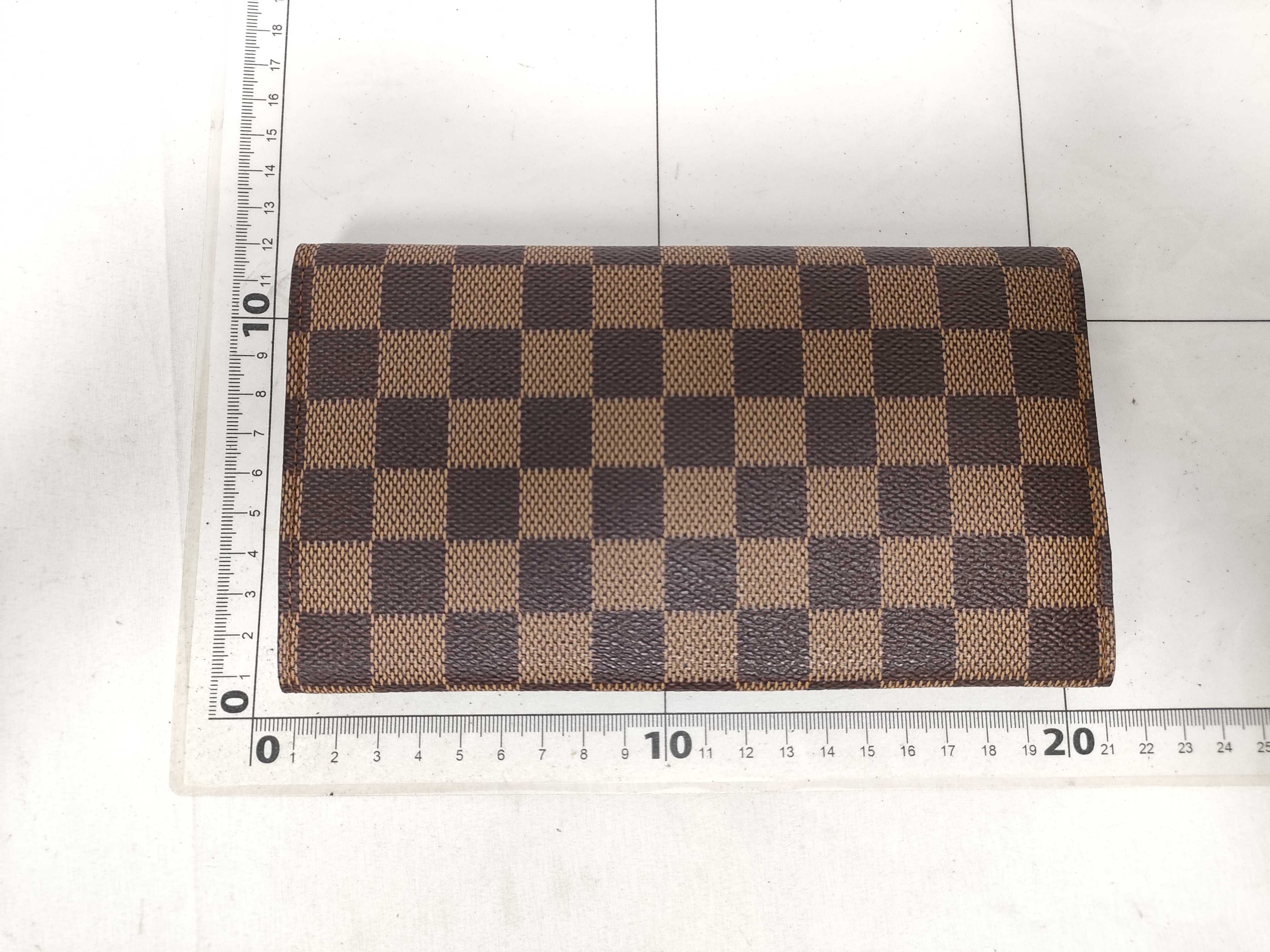 Damier Long Wallet Portefeuille Tresor International N61217 — view 2
