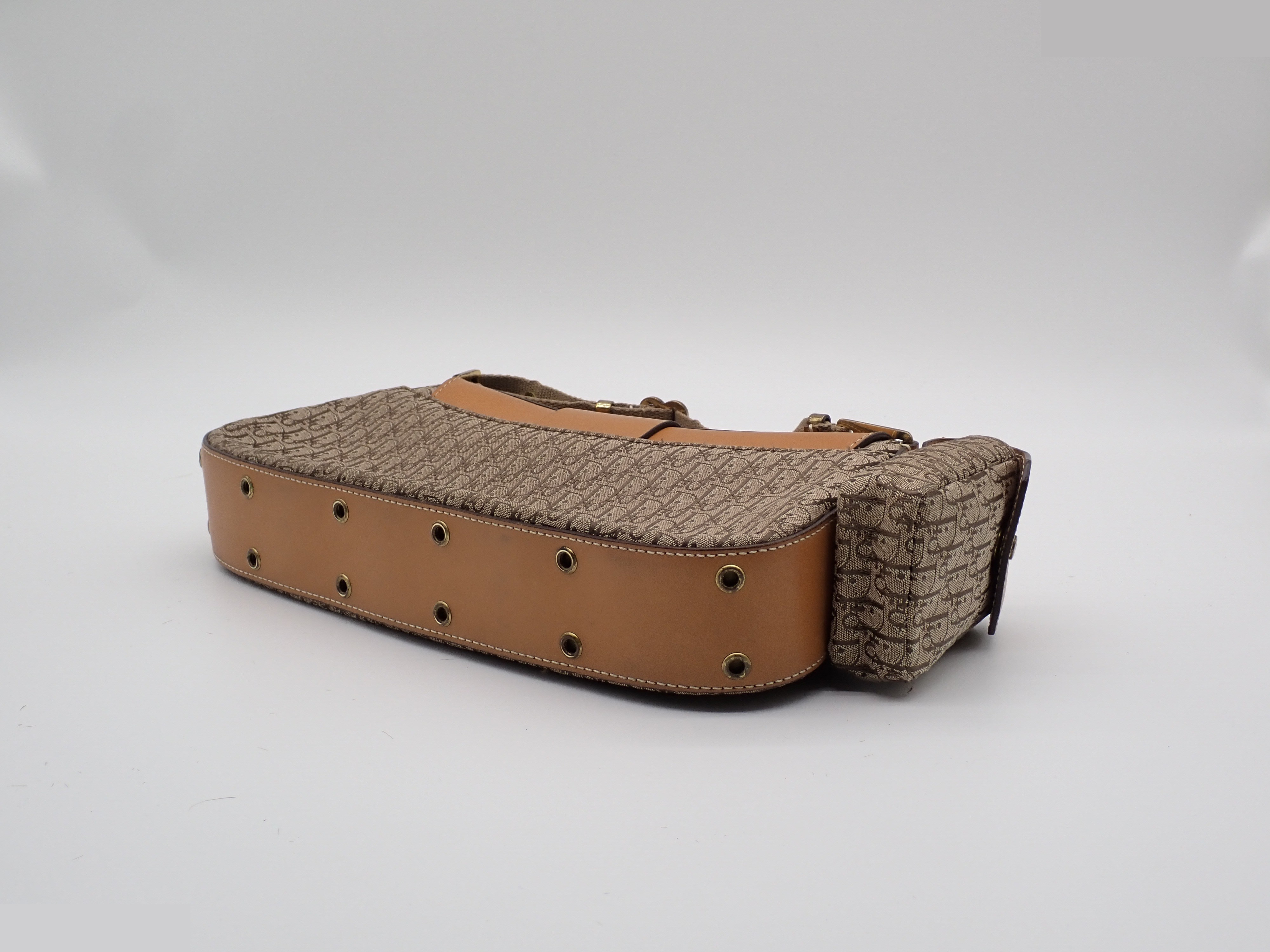 Columbus Shoulder Bag — view 6