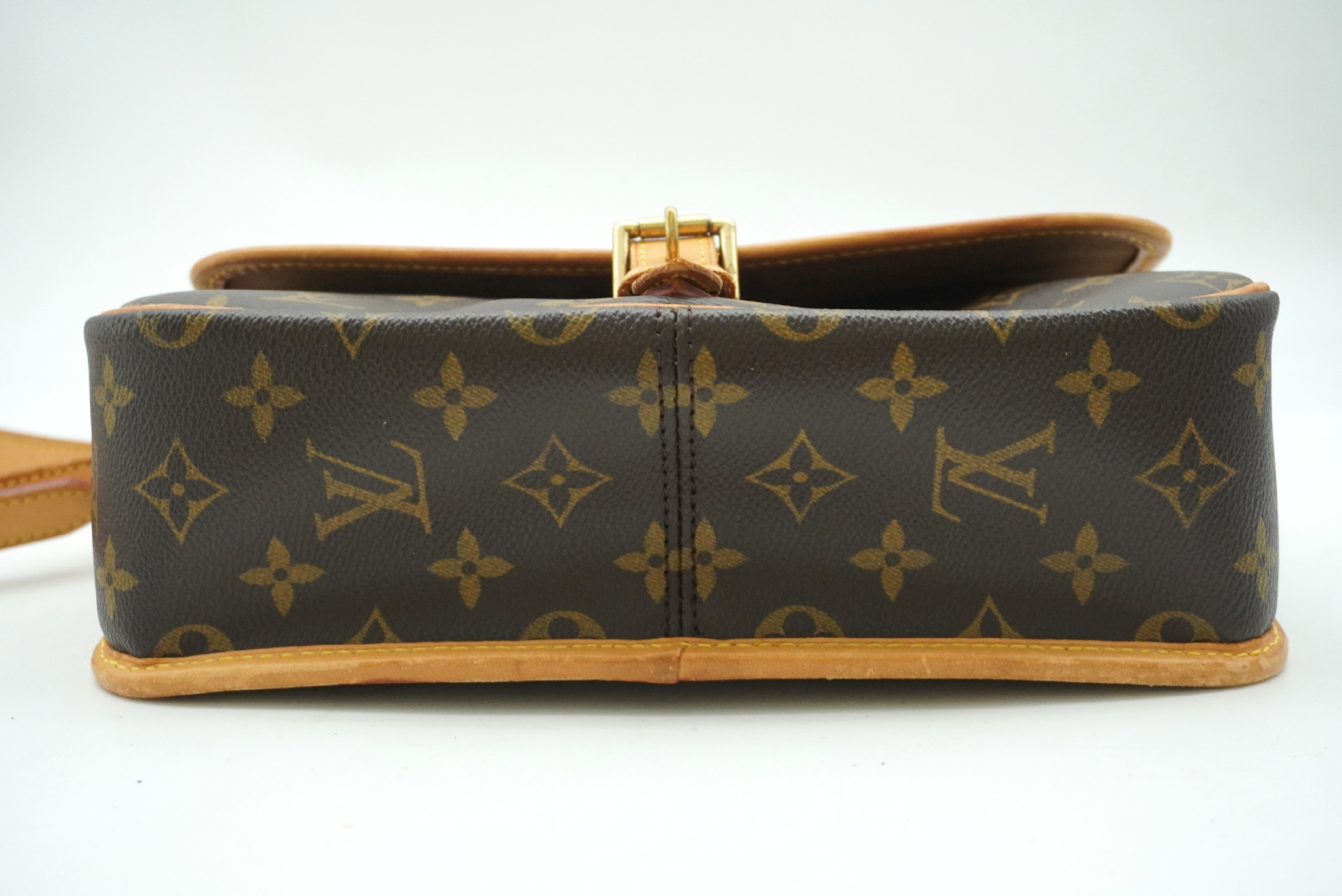 Monogram Sologne M42250 Shoulder Bag — view 5