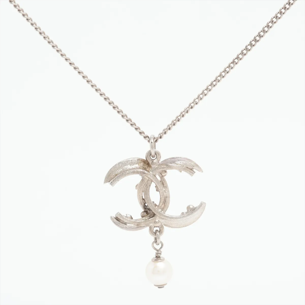 Cocomark 13C Necklace GP x Rhinestone x Fake Pearl Silver — view 2