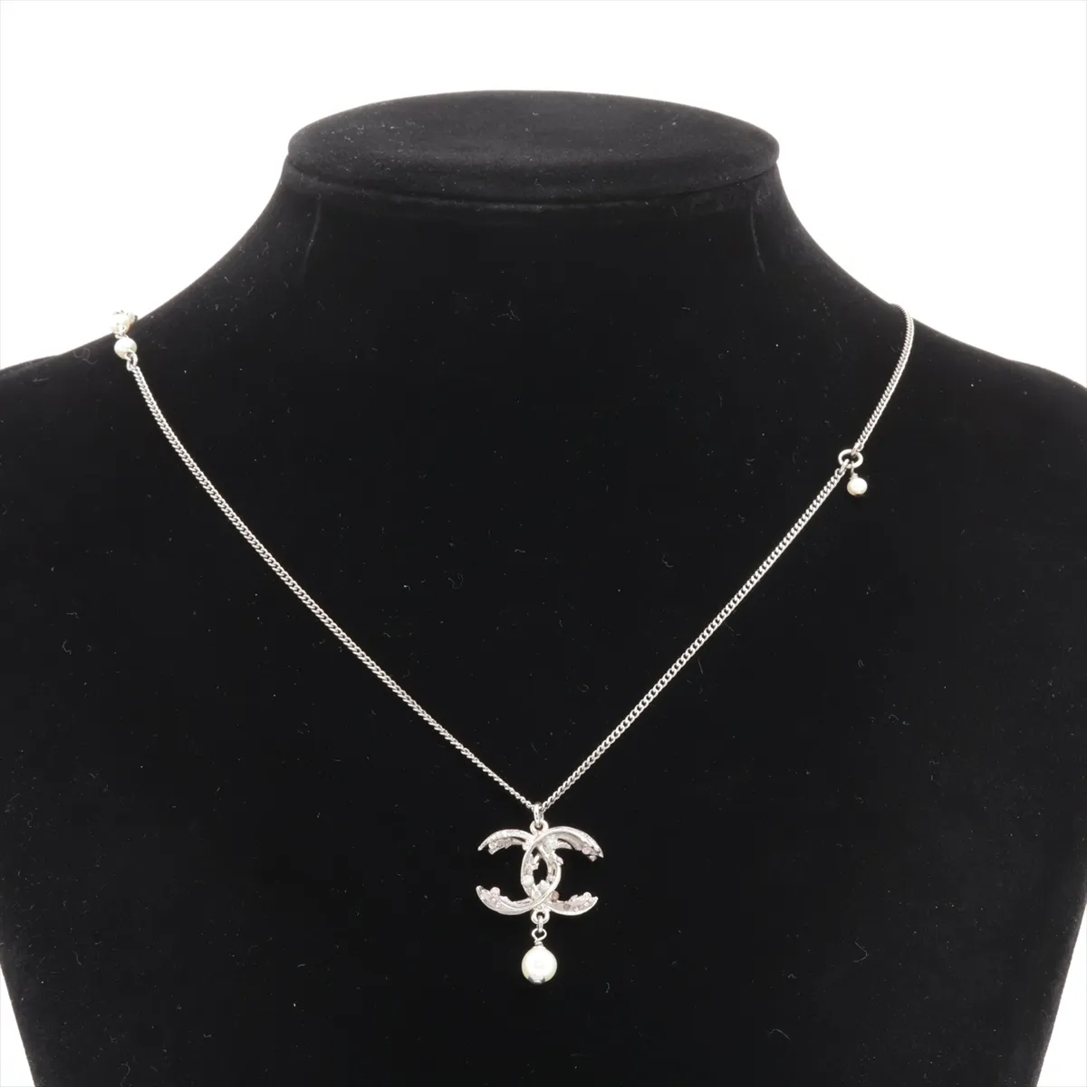 Cocomark 13C Necklace GP x Rhinestone x Fake Pearl Silver — view 5