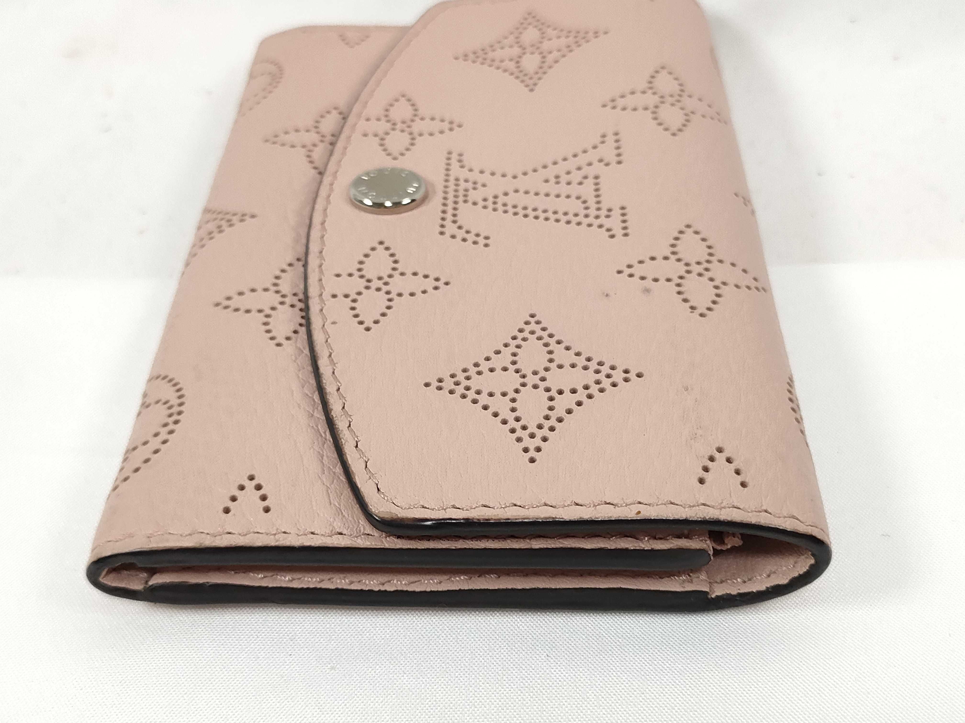 Mahina Wallet Louis Vuitton Portefeuille Iris Mahina Wallet — view 4