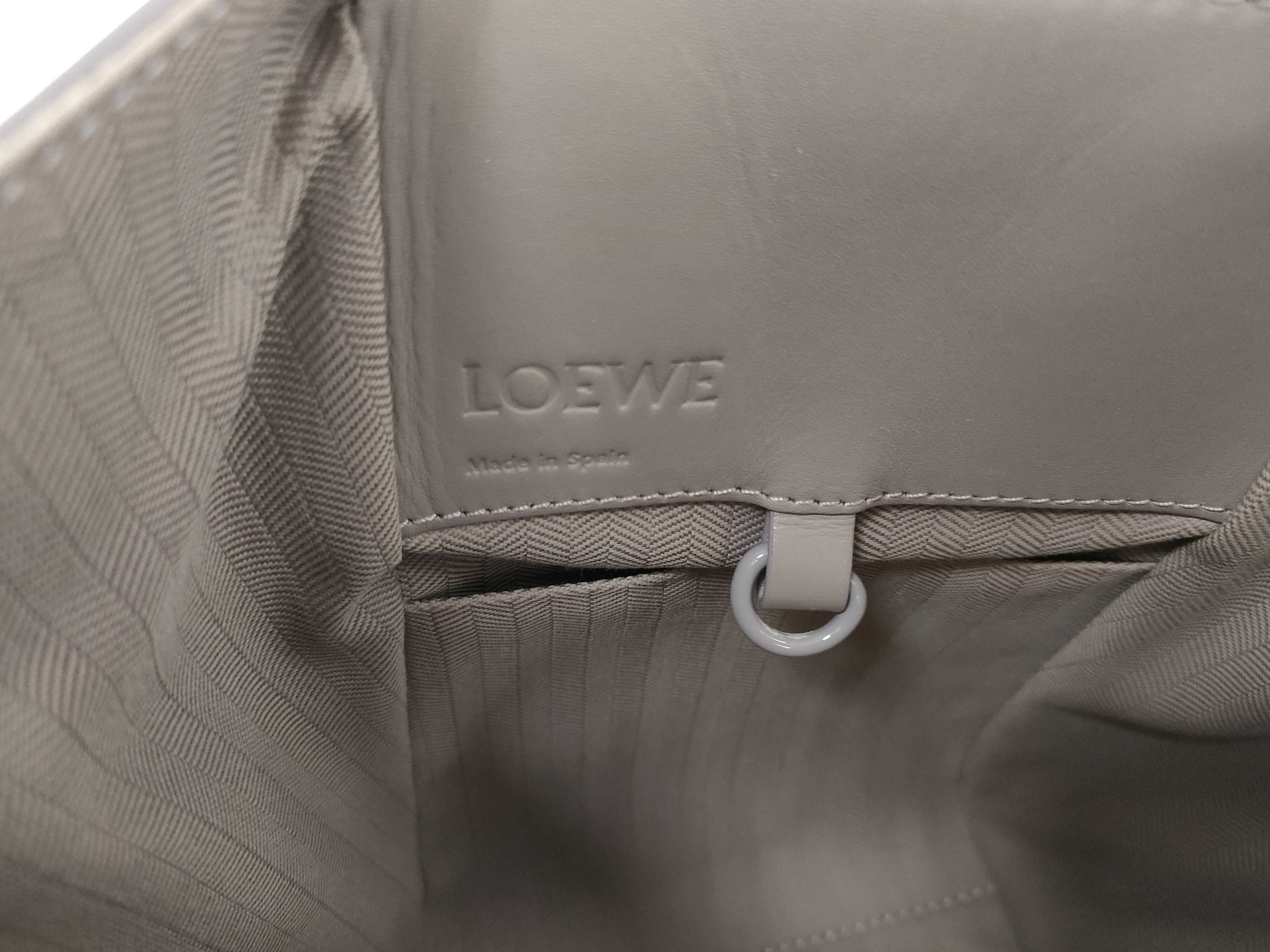 Single Skirt Bag Handbag — view 11
