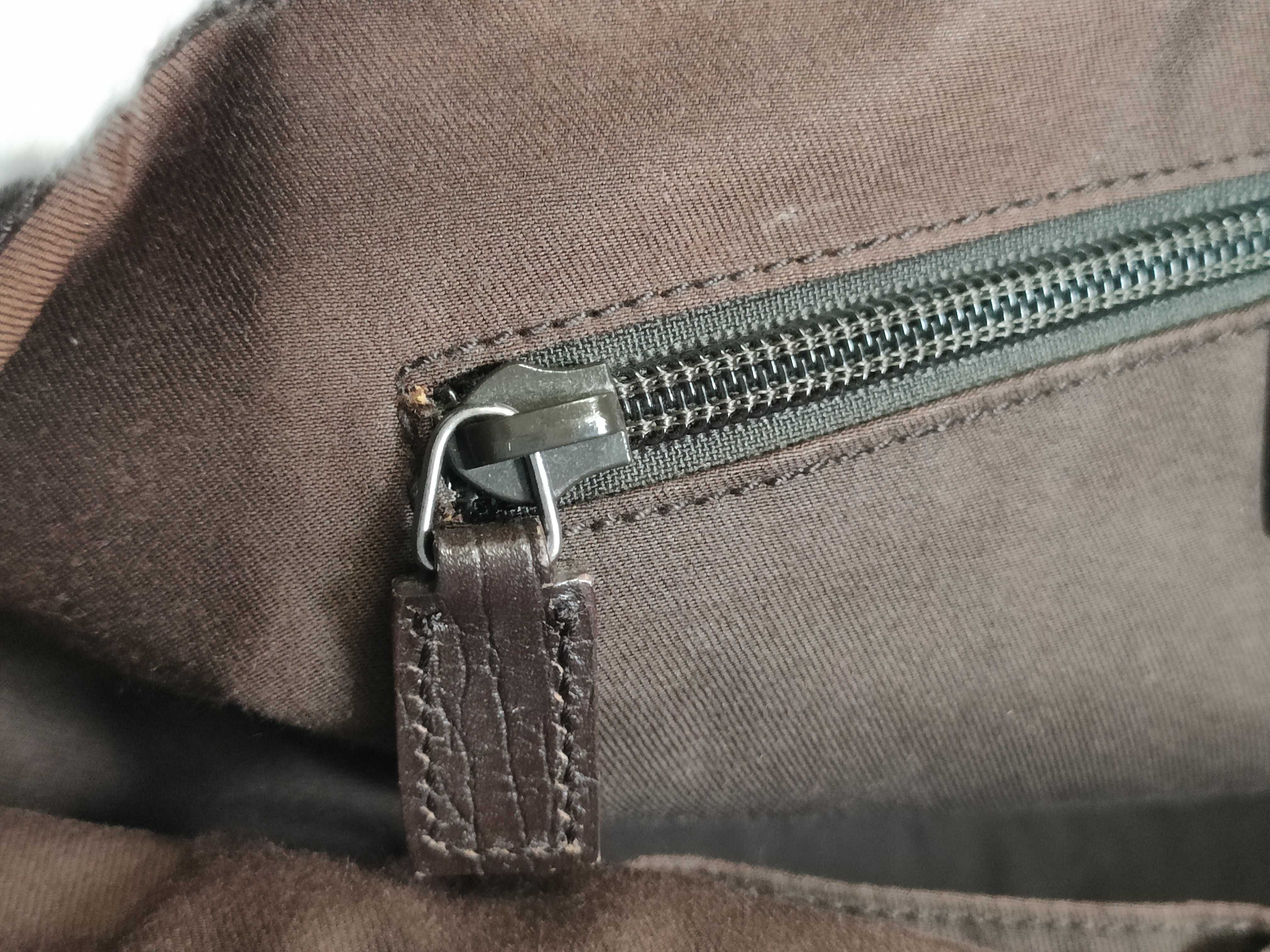 GG Supreme Gucci Tote Bag — view 11