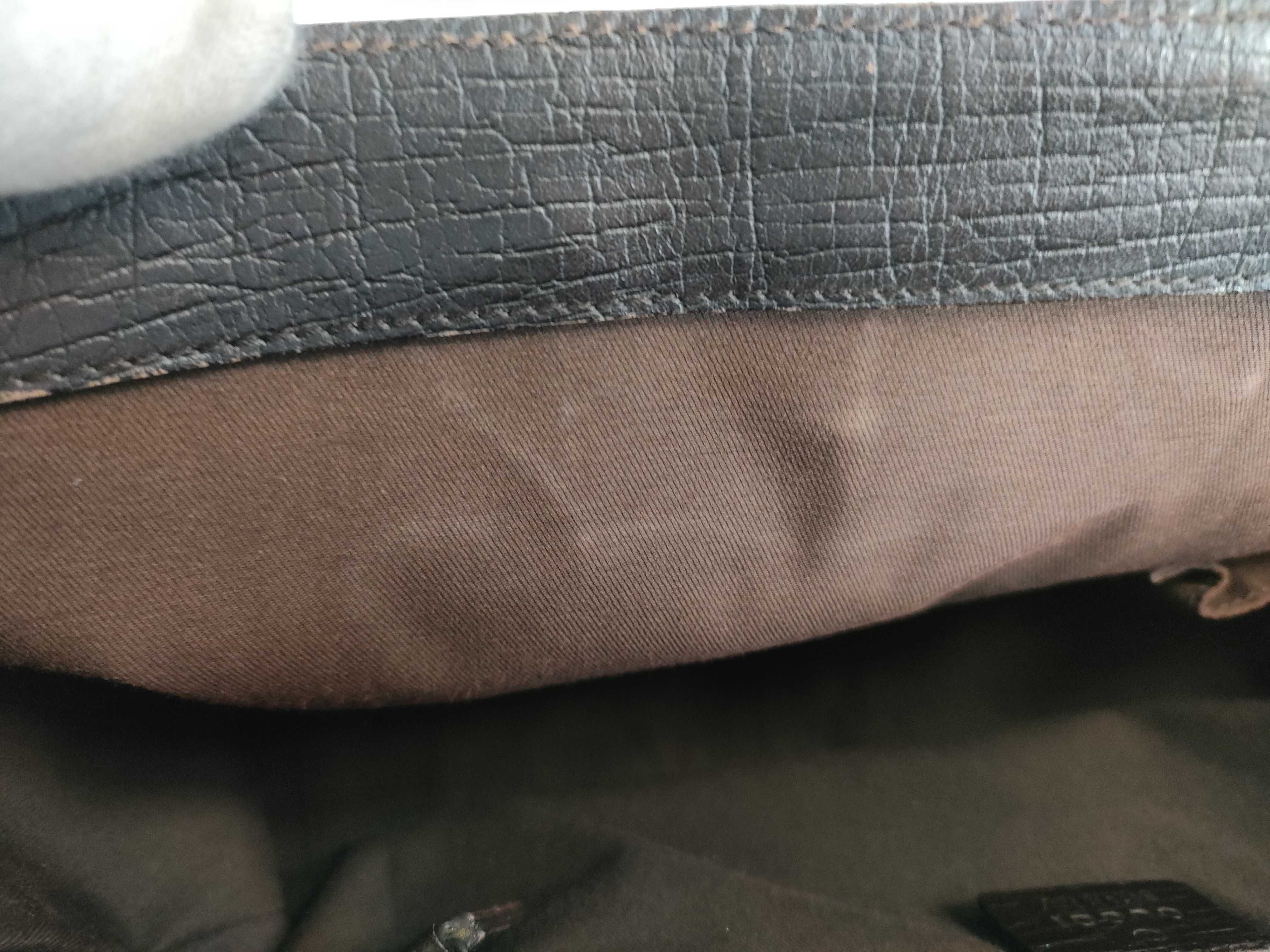 GG Supreme Gucci Tote Bag — view 13