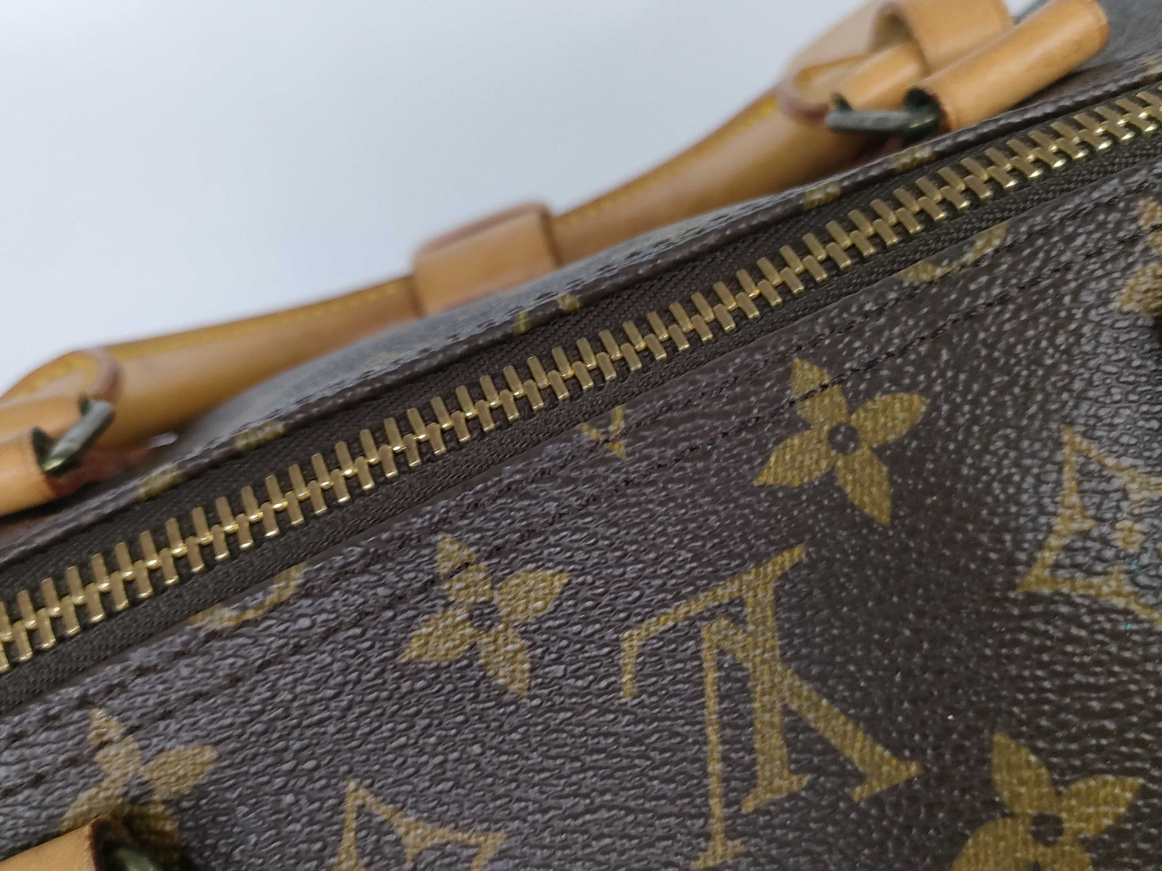 Monogram LV Keepall 60 Boston Bag — view 8