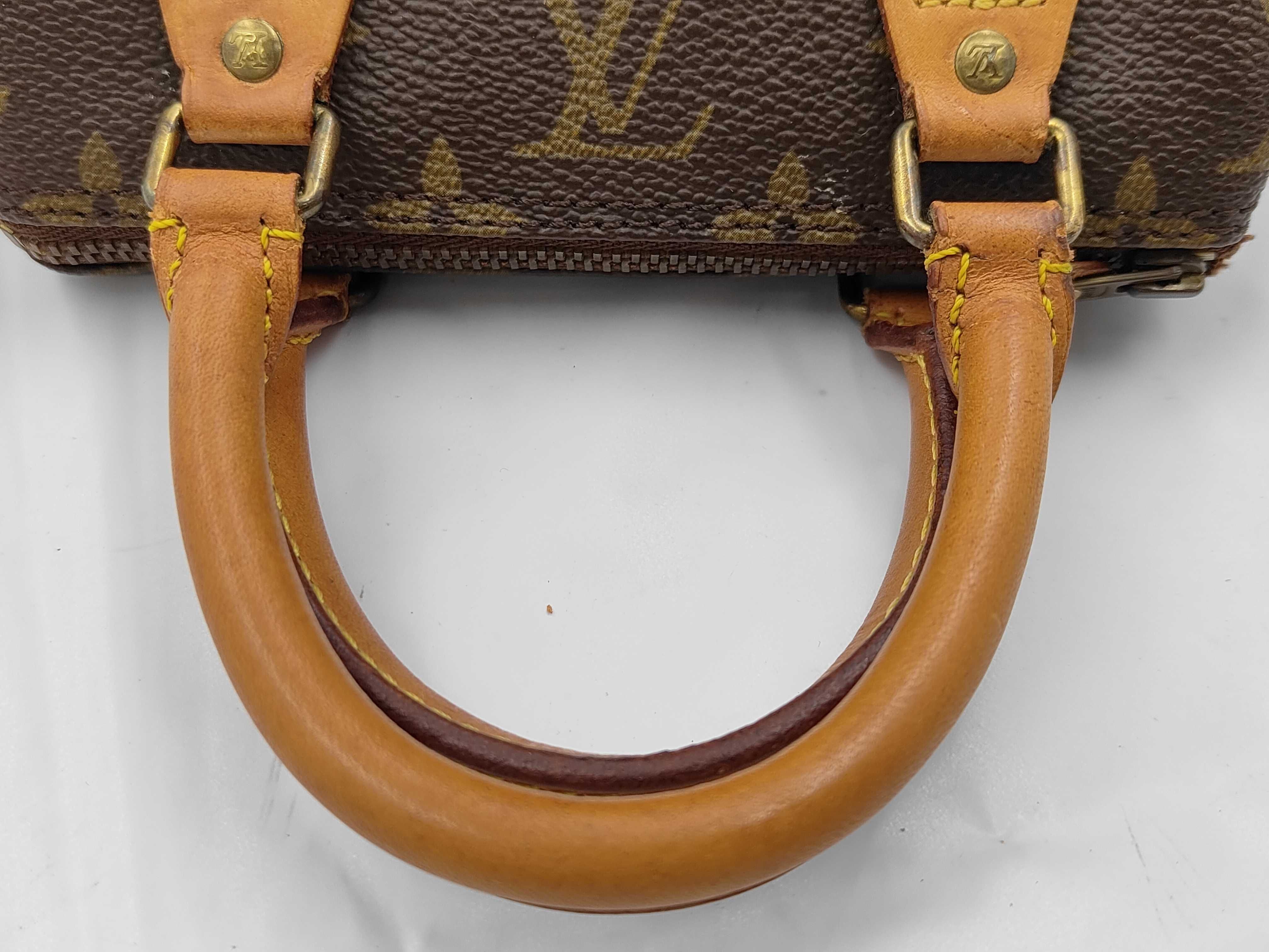 Mini Speedy M41534 with strap, France, Louis Vuitton Monogram handbag, crossbody, shoulder bag — view 3