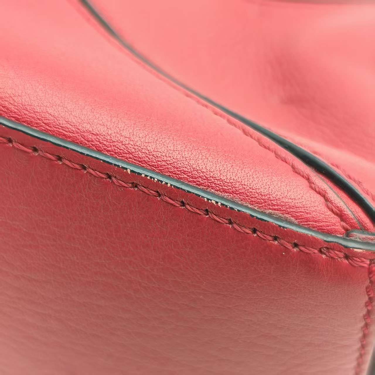 【*Shipped from: China*】LOEWE Puzzle Leather Shoulder Bag — view 10