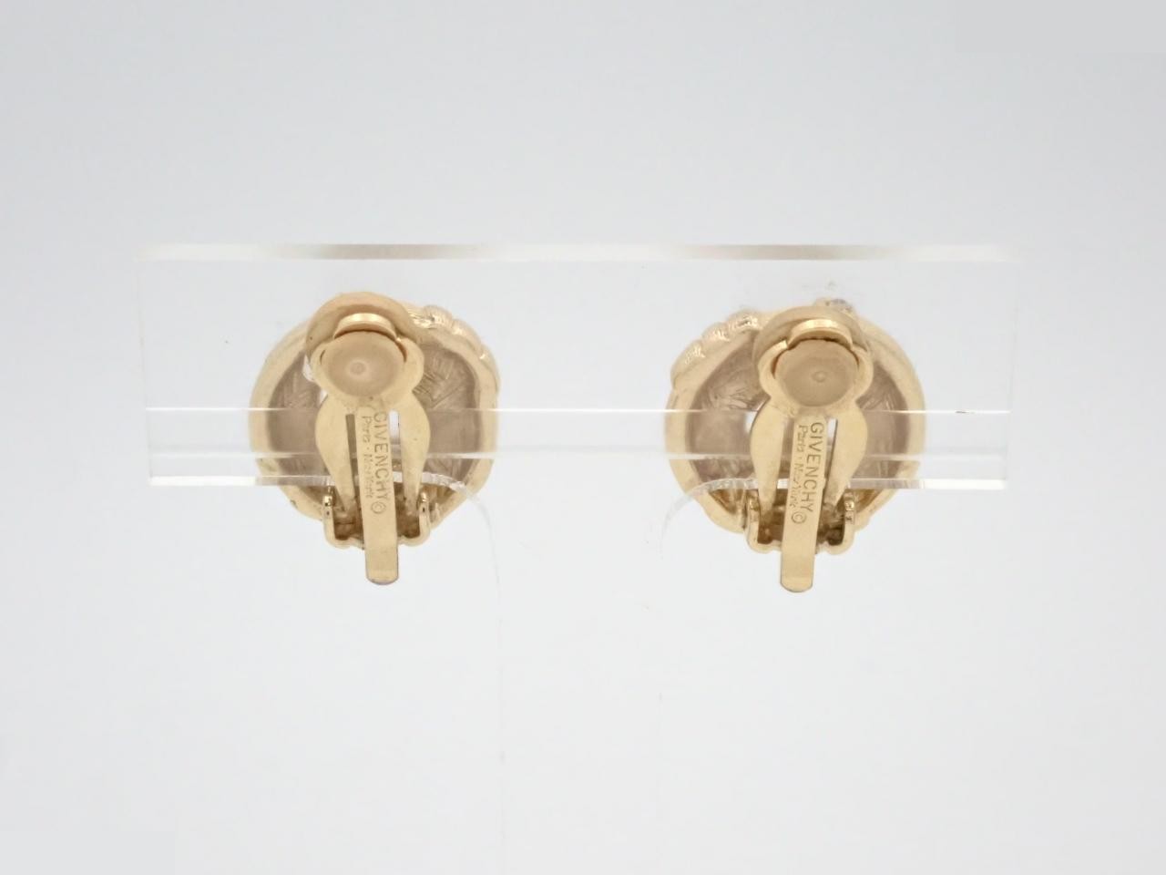 earrings — view 2
