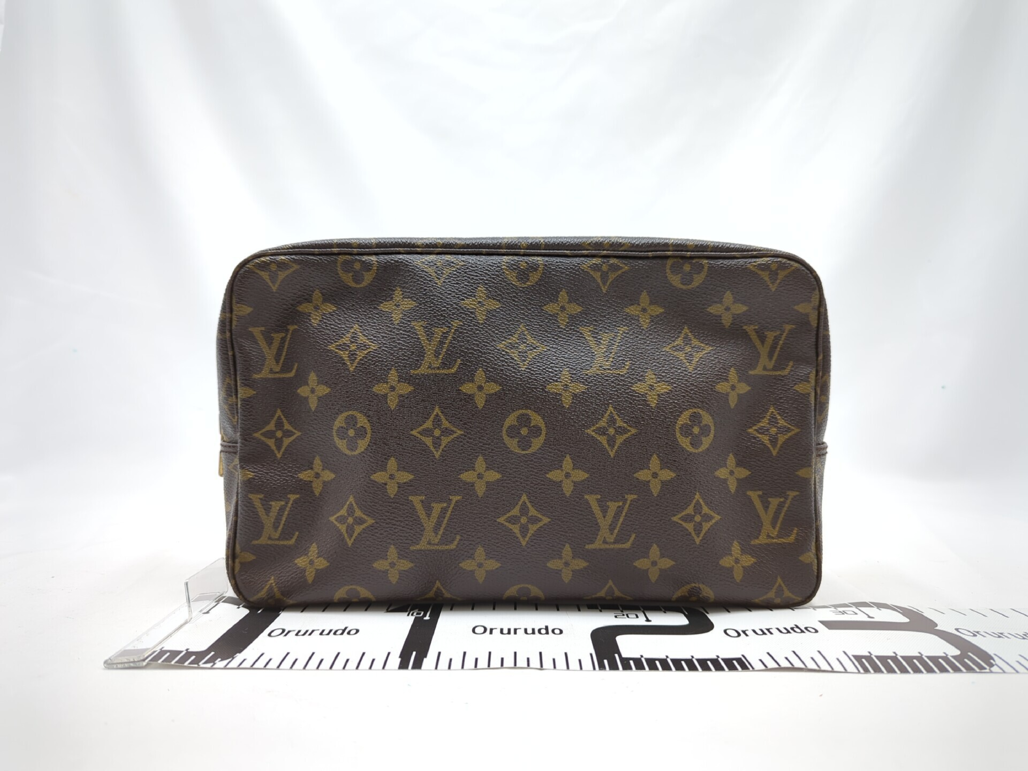 M47524 Monogram Trousses Toilette 23 Clutch Bag — view 2