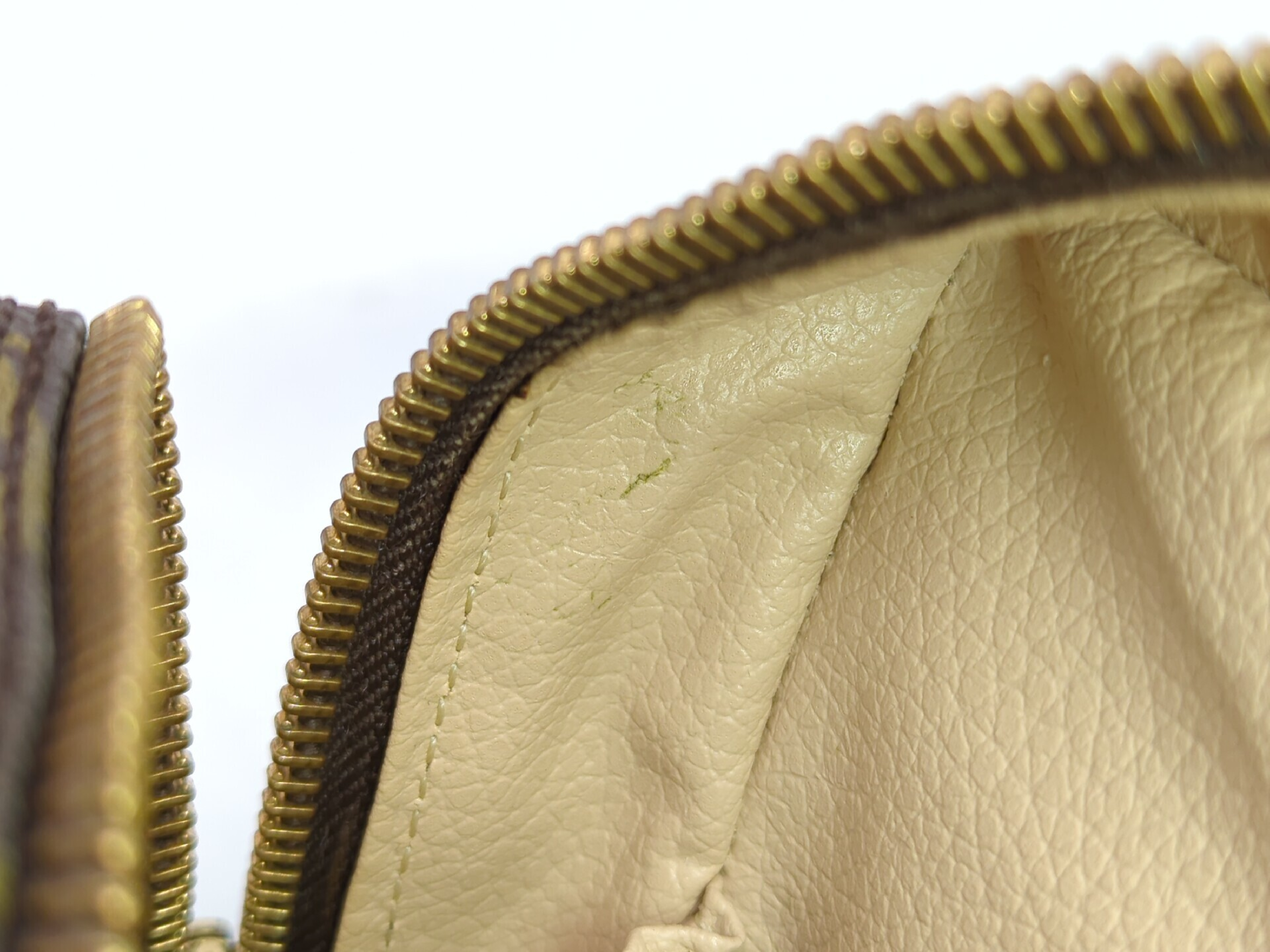 M47524 Monogram Trousses Toilette 23 Clutch Bag — view 11