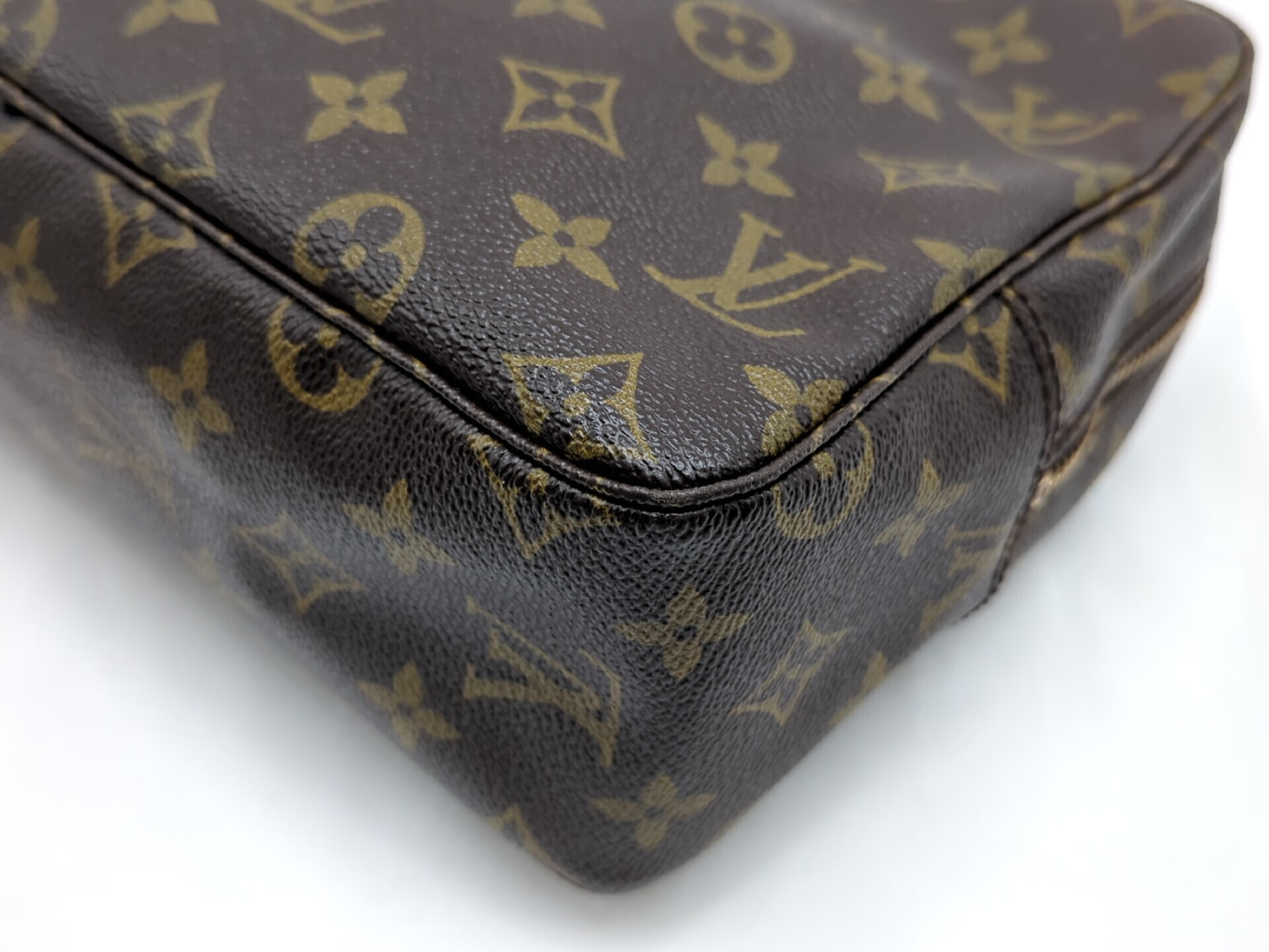 M47524 Monogram Trousses Toilette 23 Clutch Bag — view 4