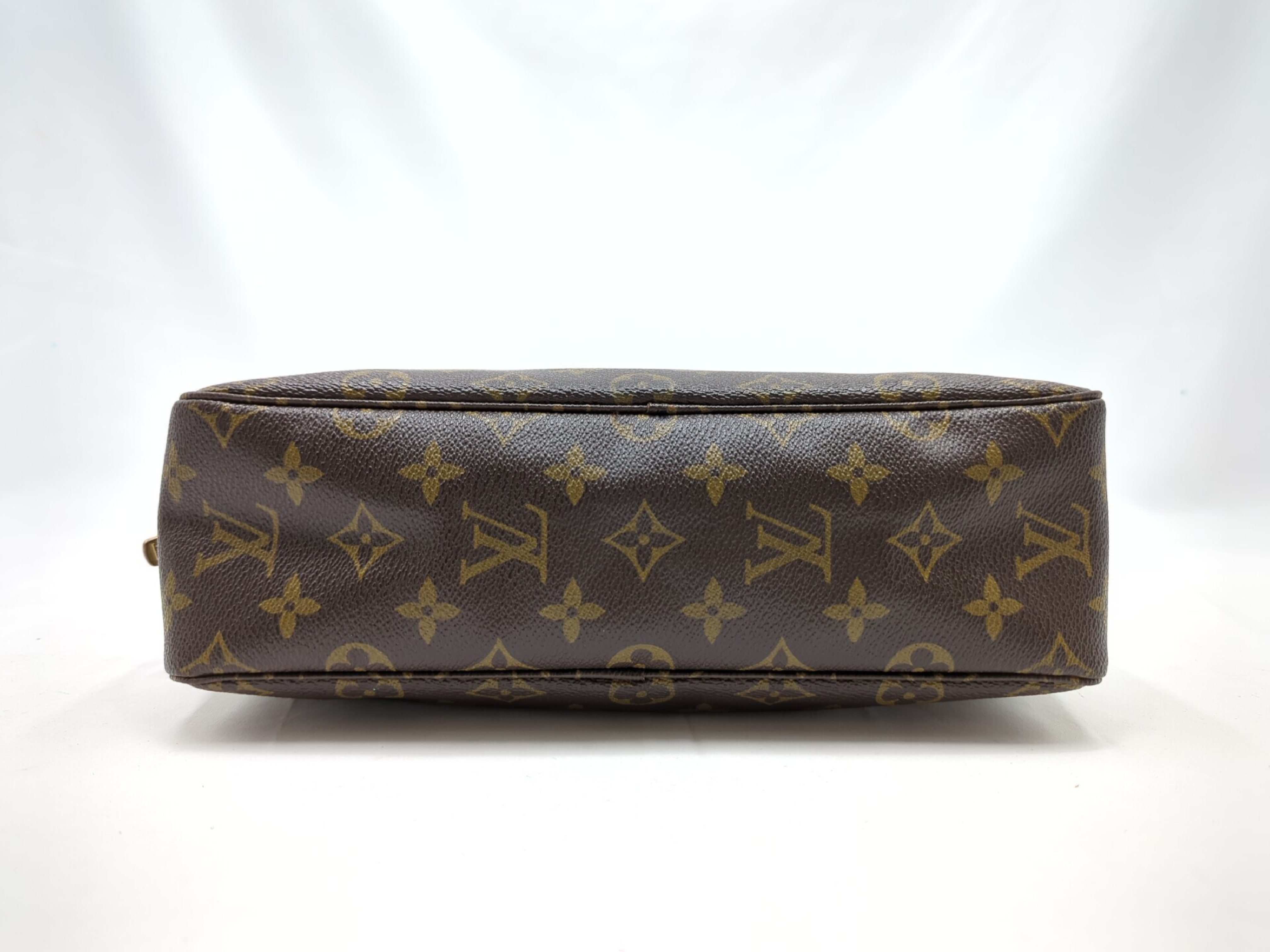 M47524 Monogram Trousses Toilette 23 Clutch Bag — view 5