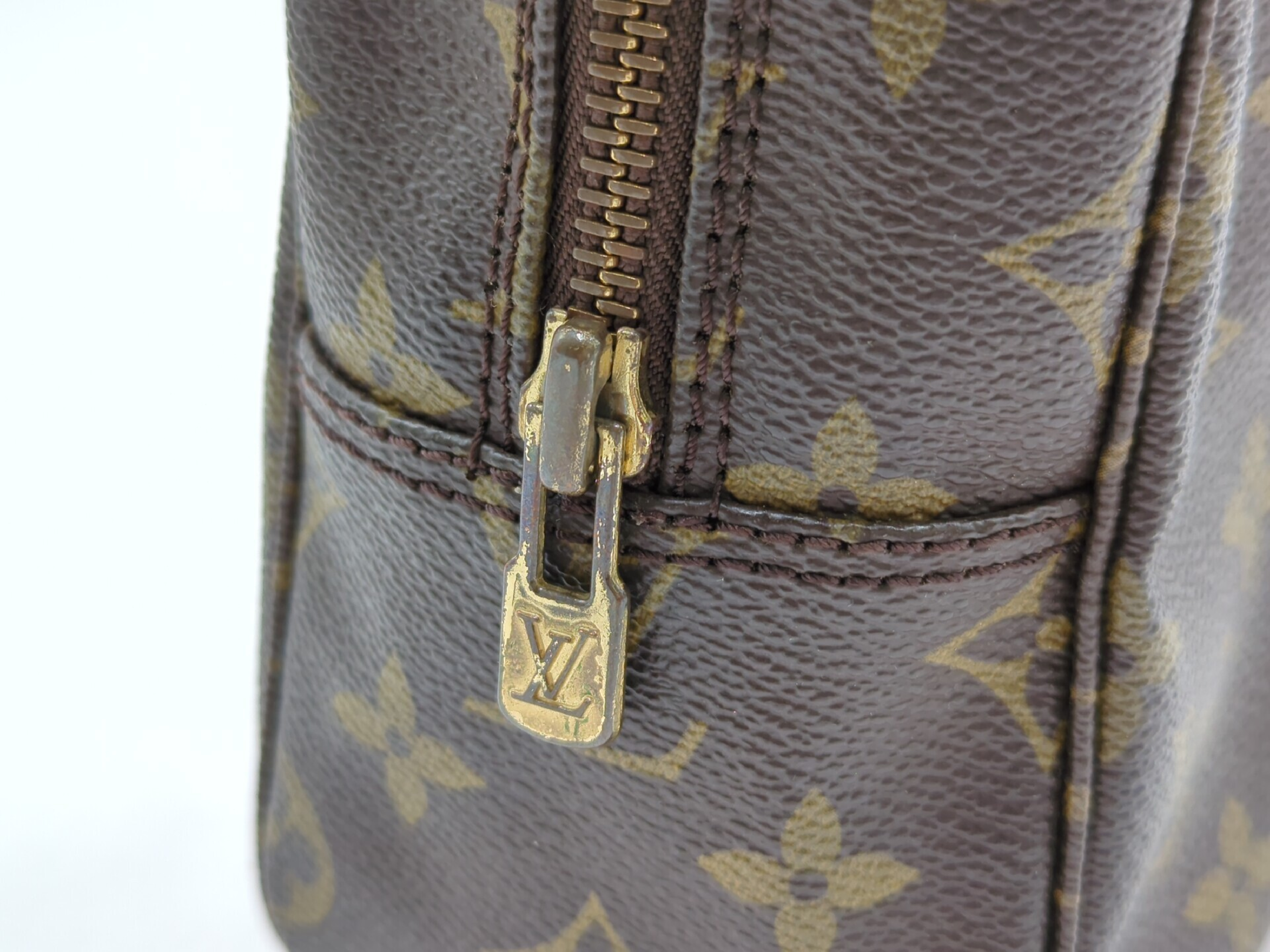 M47524 Monogram Trousses Toilette 23 Clutch Bag — view 6