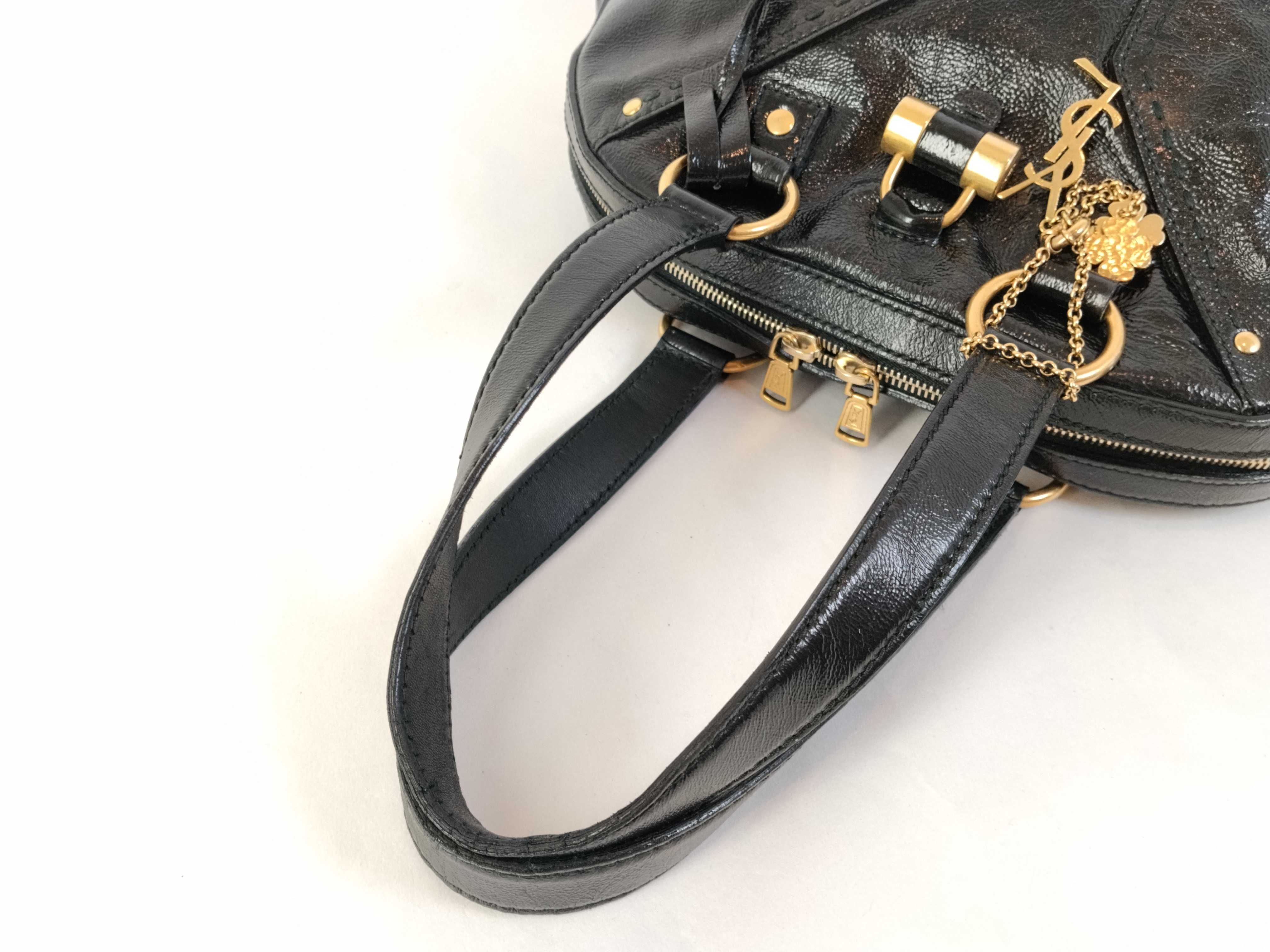 handbag, Yves Saint Laurent Muse handbag, leather, black handbag — view 3