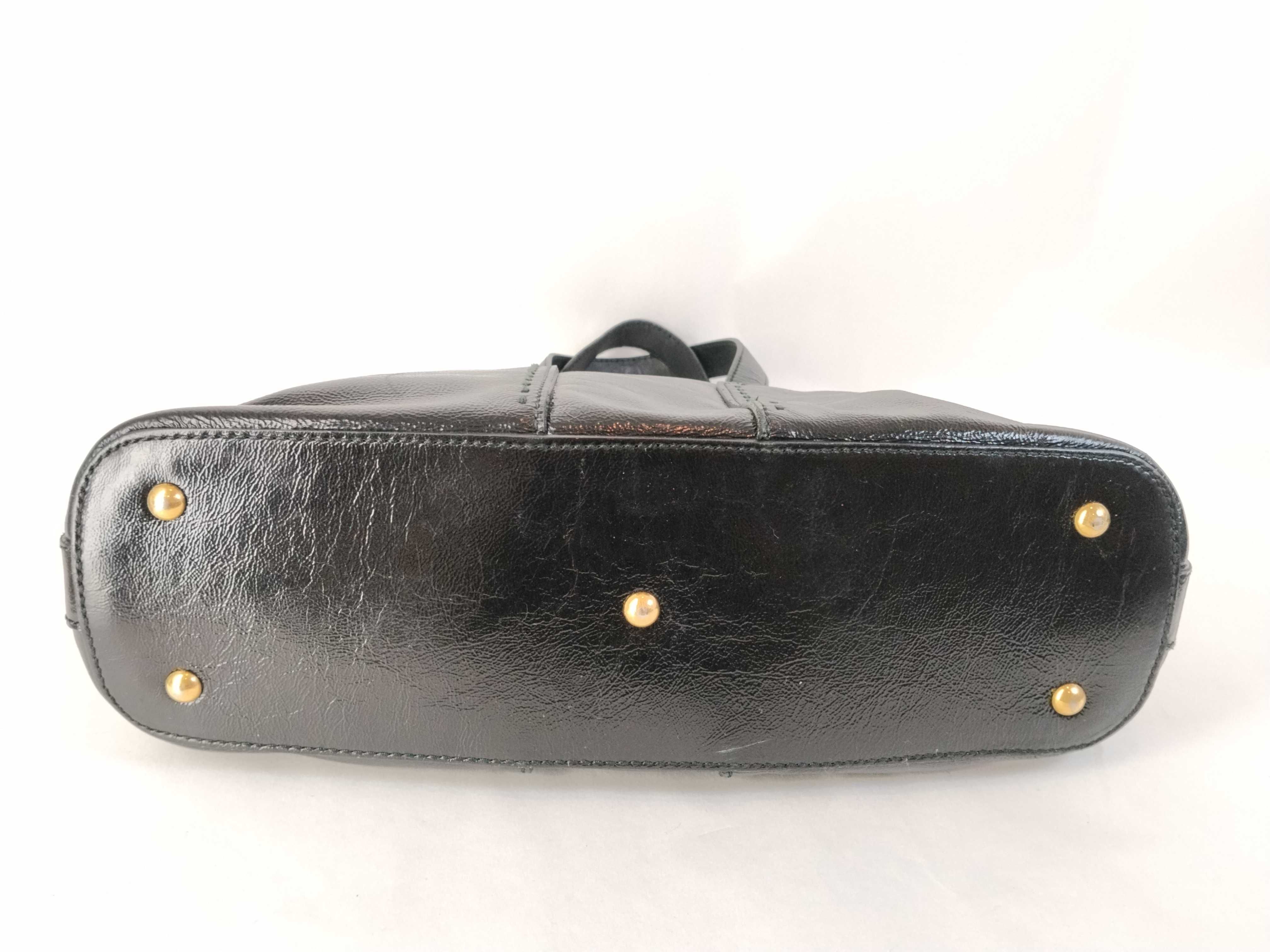 handbag, Yves Saint Laurent Muse handbag, leather, black handbag — view 8