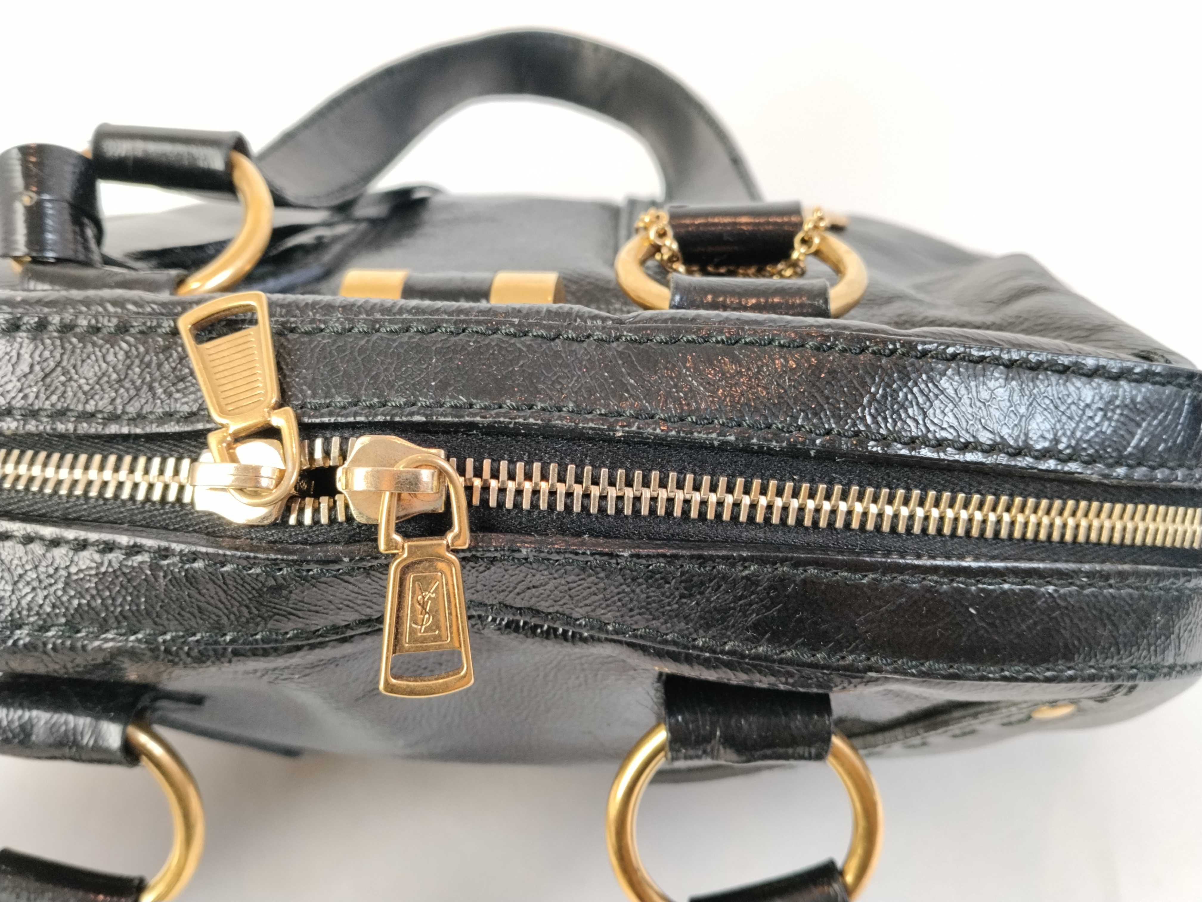 handbag, Yves Saint Laurent Muse handbag, leather, black handbag — view 9