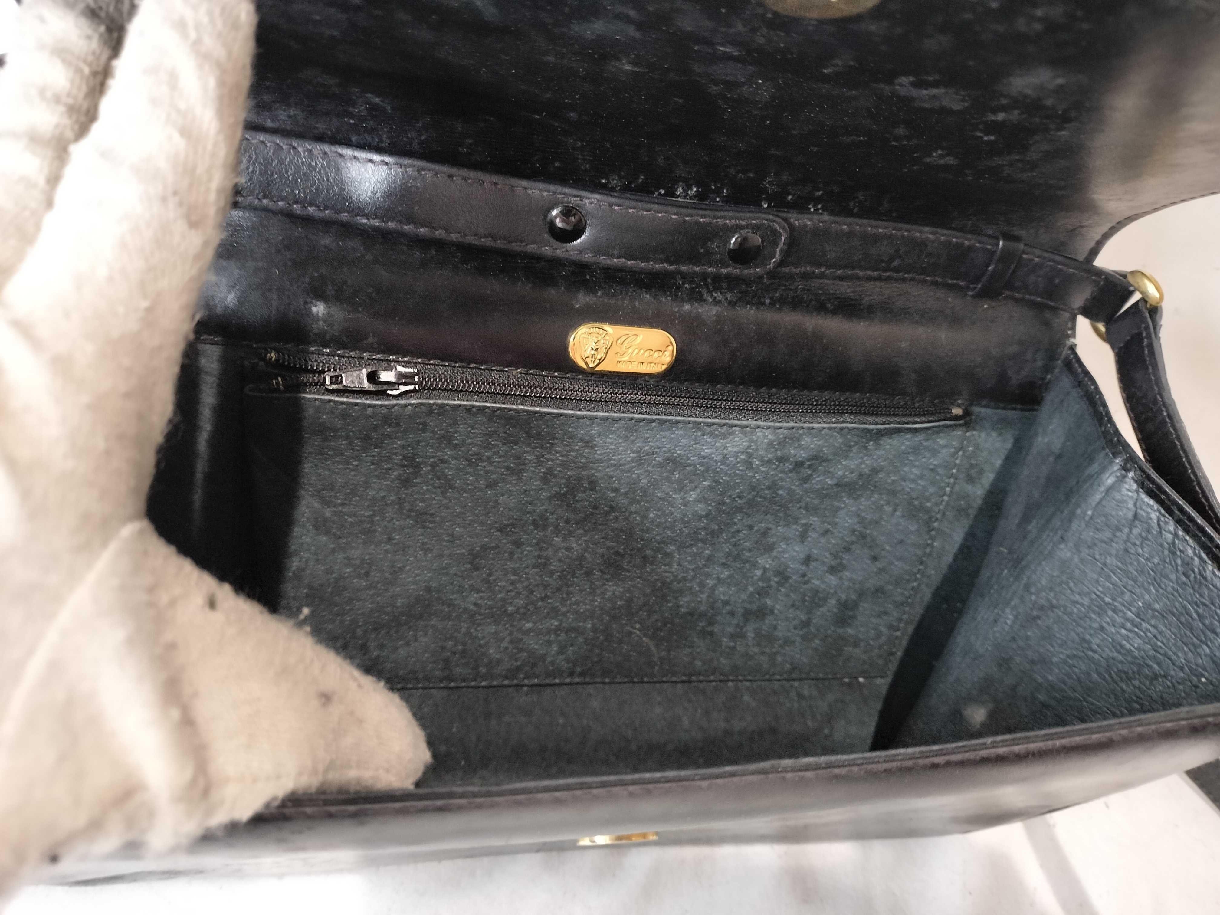Interlocking G Shoulder Bag — view 10