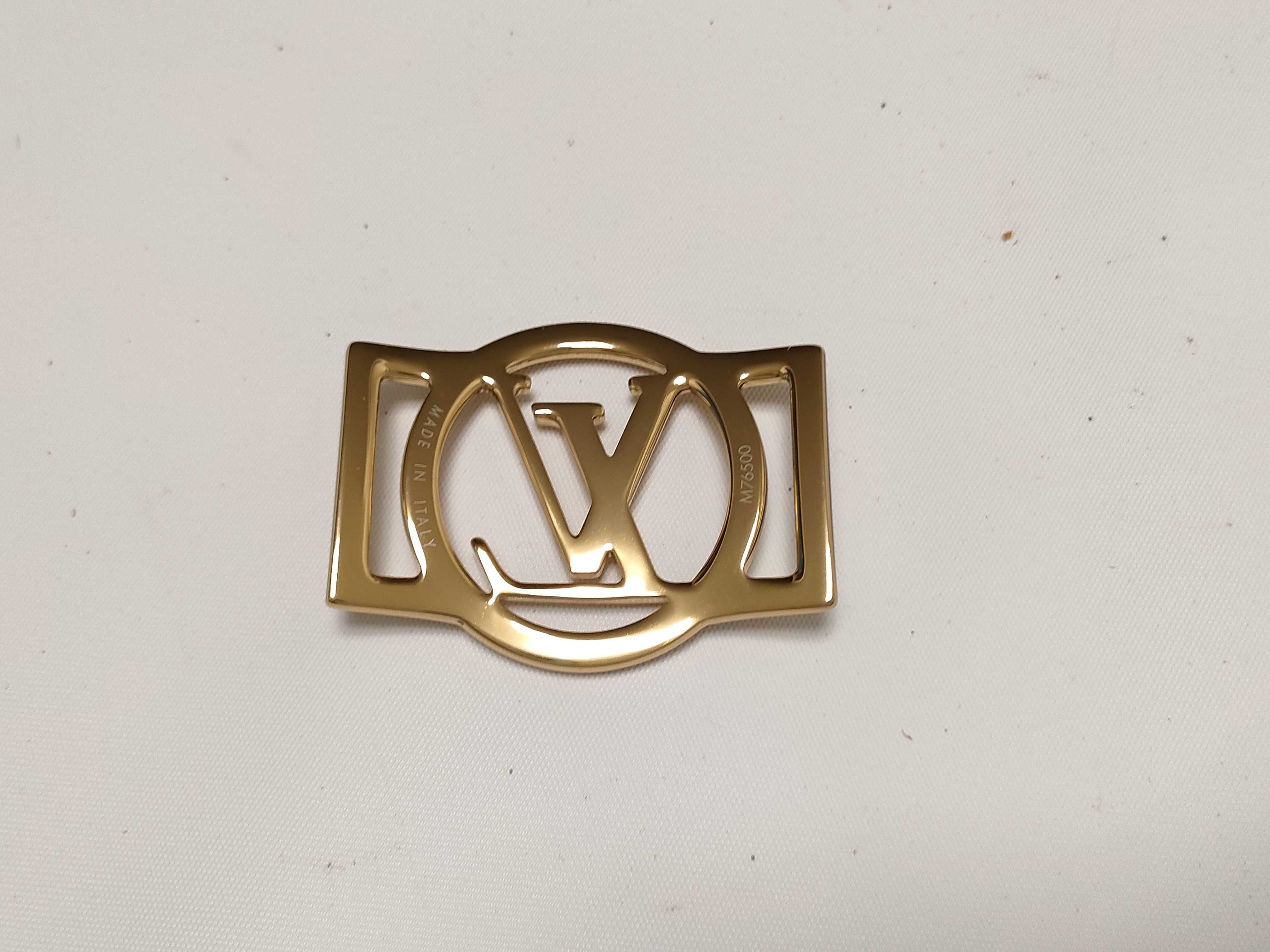 Accessories Louis Vuitton Etol Envy LV Scarf Ring Gold Color Other Accessories — view 2