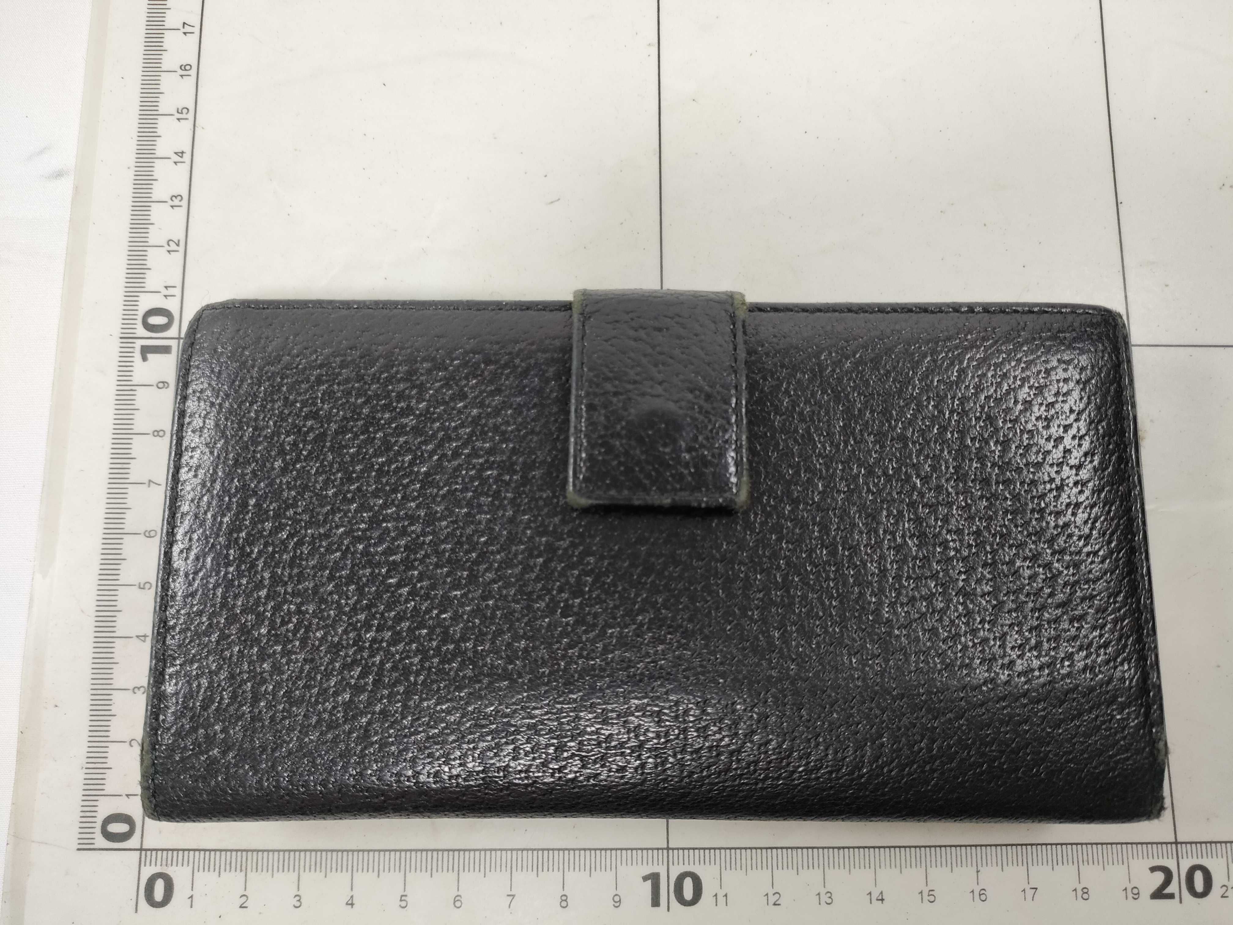 wallet, Gucci long wallet, turnlock closure, leather, black wallet — view 2