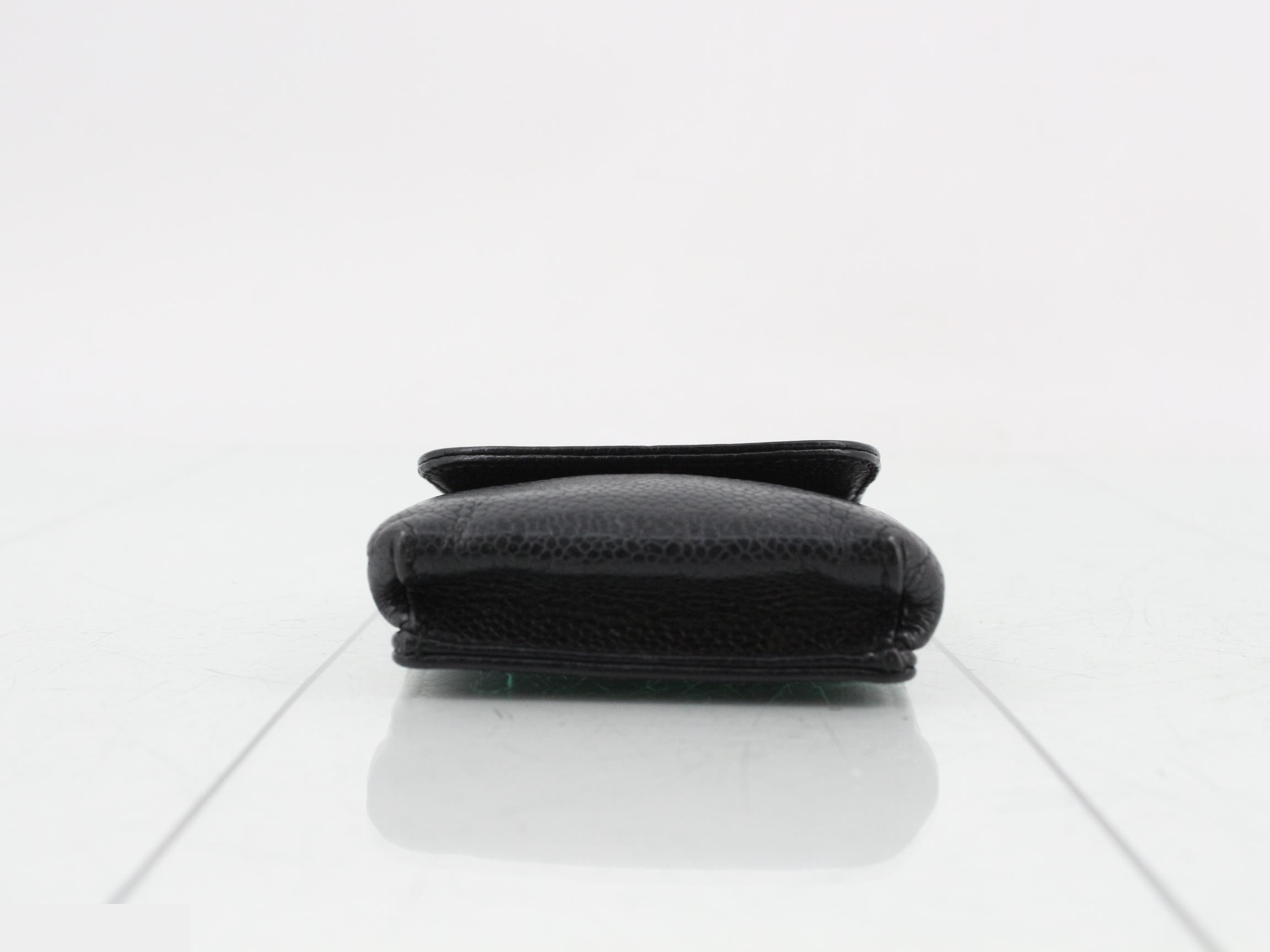 Caviar skin (bags) and cases — view 3