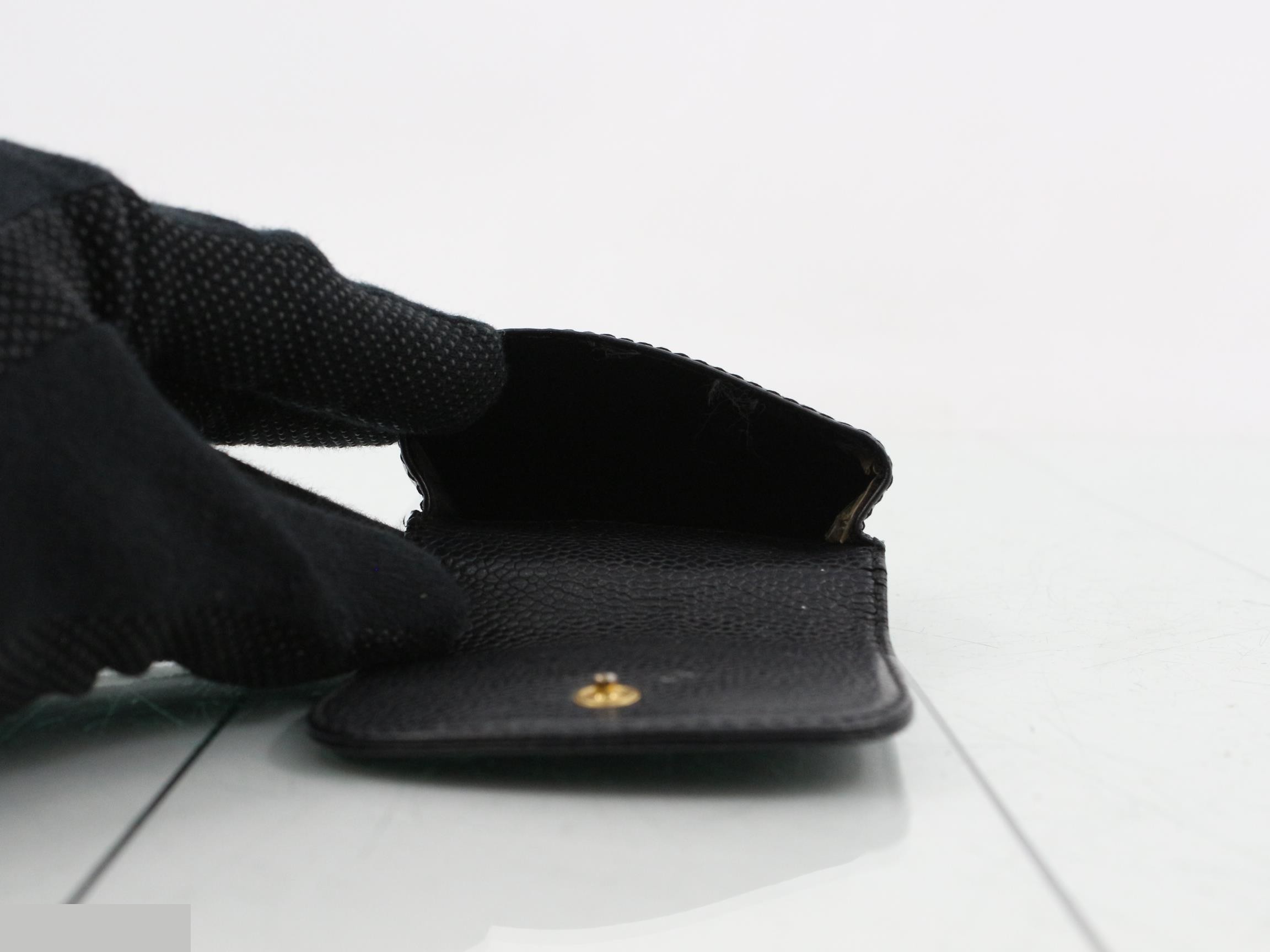 Caviar skin (bags) and cases — view 4