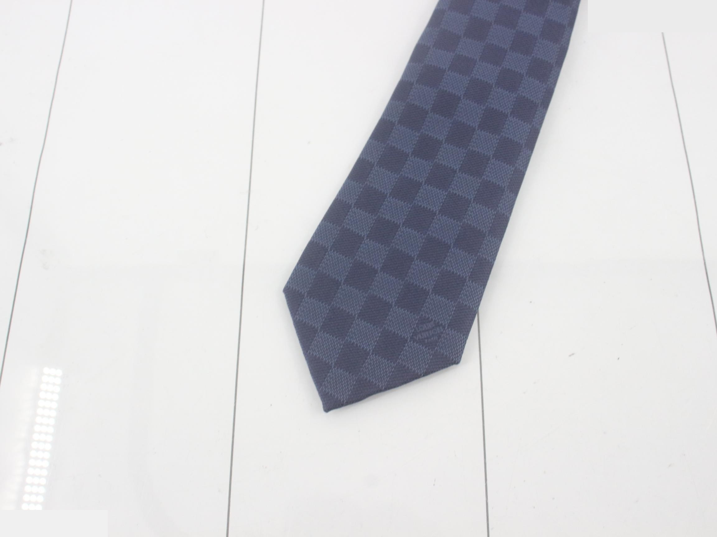 Damier tie — view 3