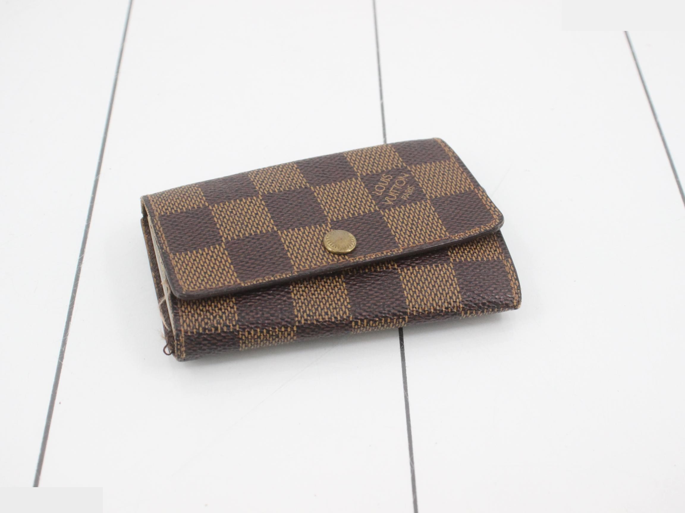 Damier wallet, BULK SALE, bundle of 2 items — view 3