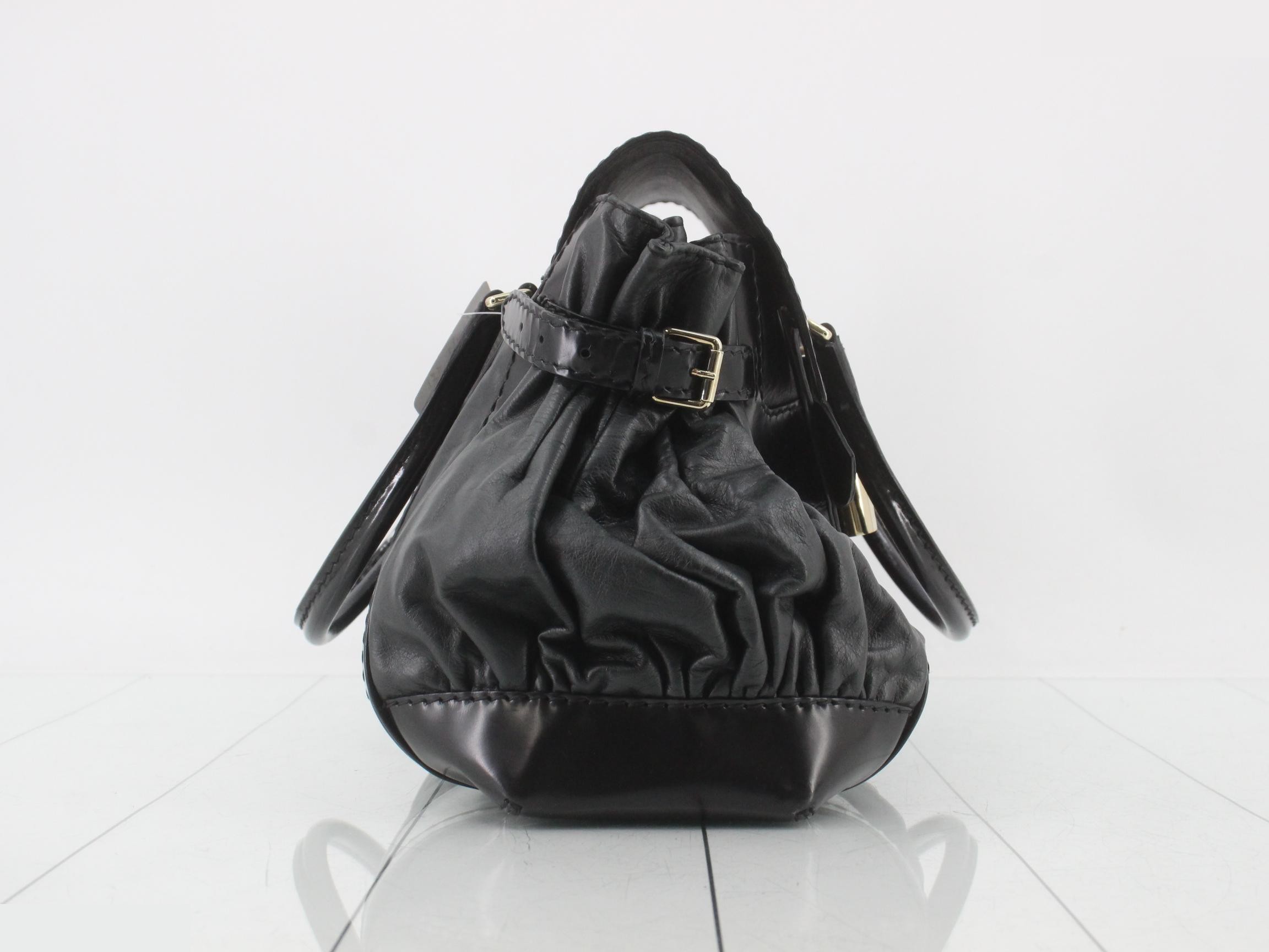 Ribbon hardware leather handbag — view 4