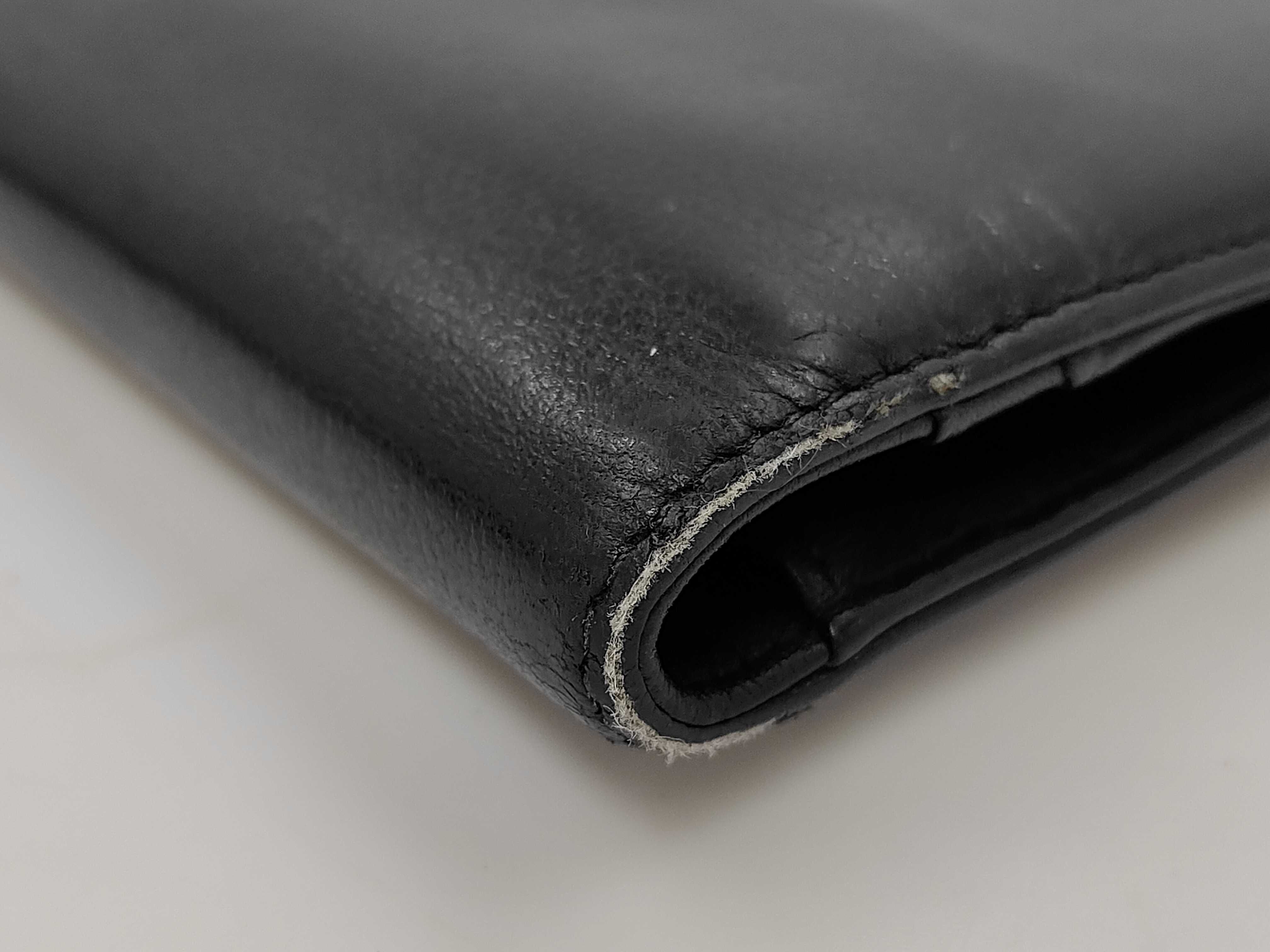 wallet — view 3