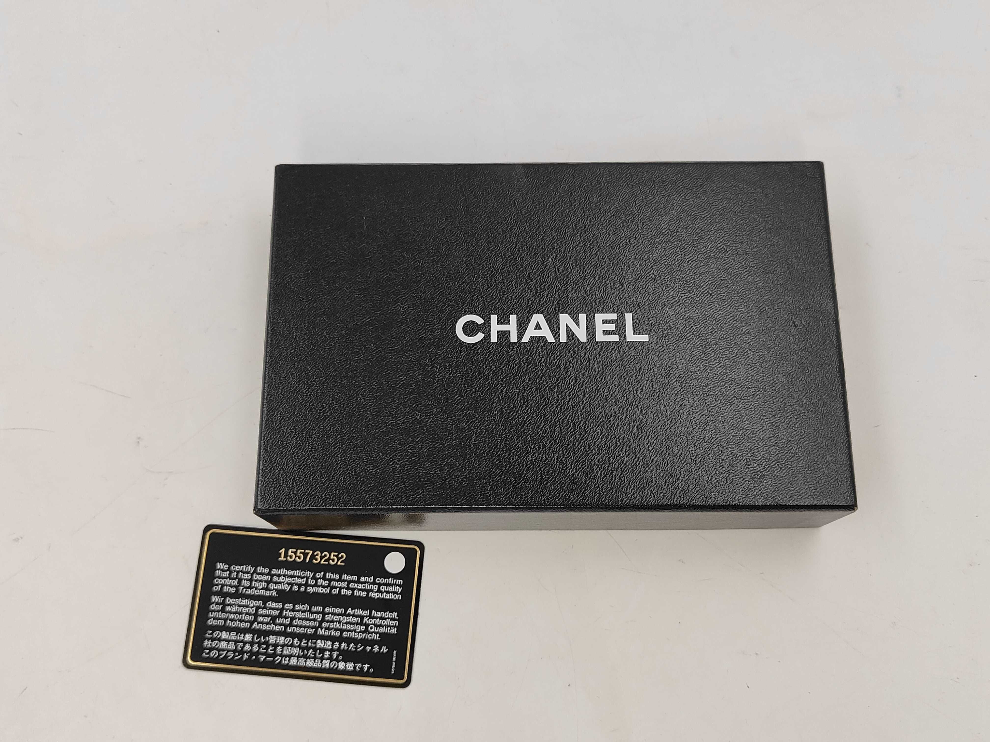 wallet — view 9