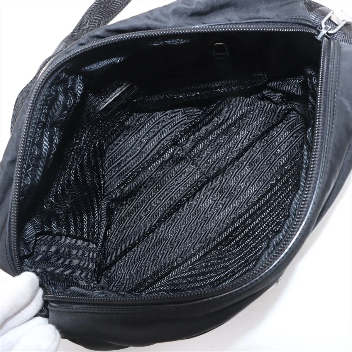Tessuto Nylon x Leather Shoulder Bag Black BT0717 — view 6