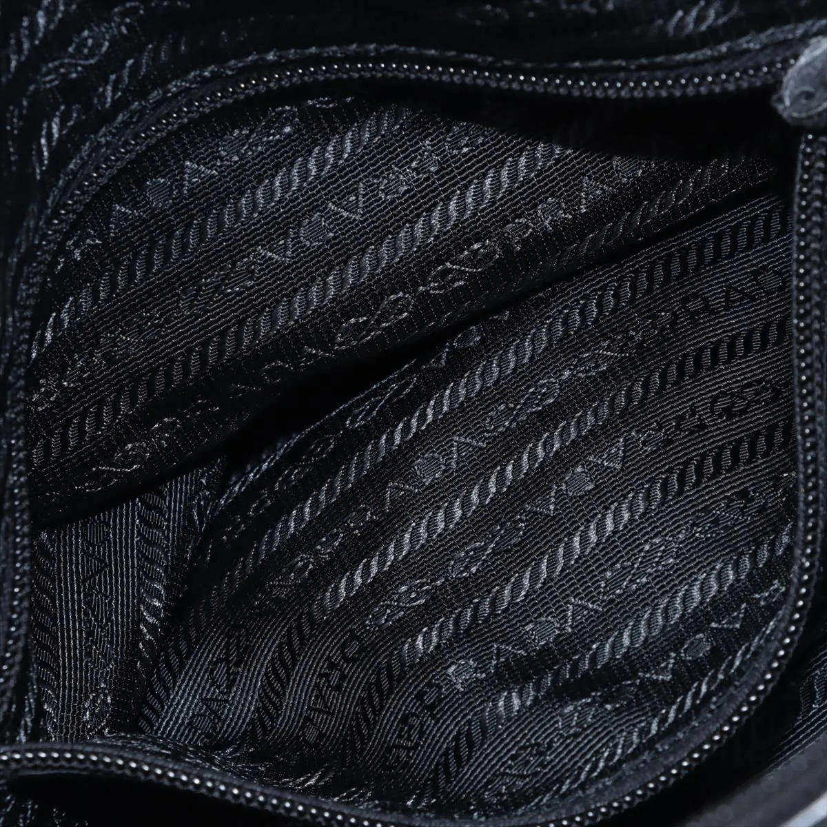 Tessuto Nylon x Leather Shoulder Bag Black BT0717 — view 7