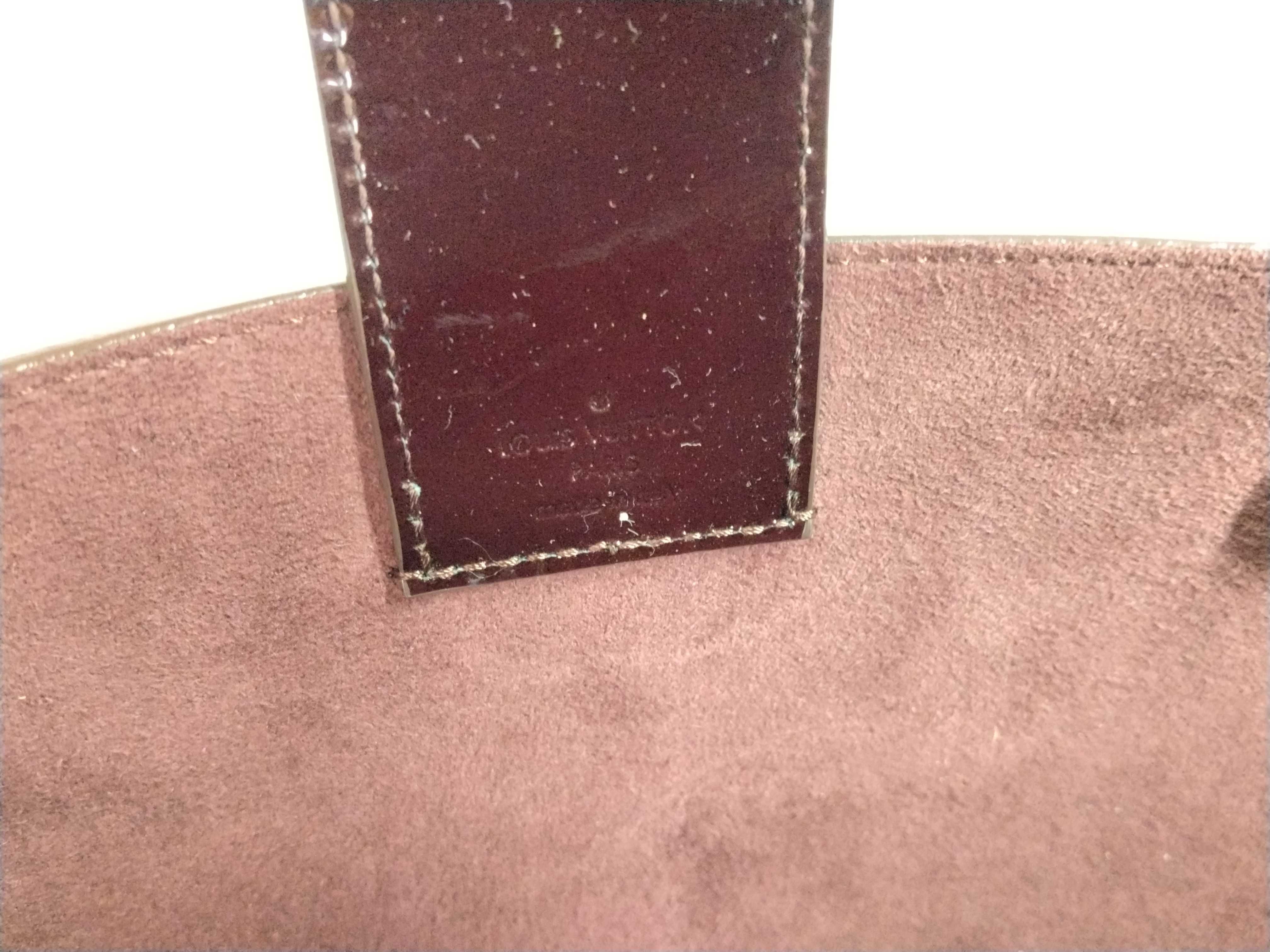 Vernis M90475 Long Beach MM Amarante Tote Bag — view 12