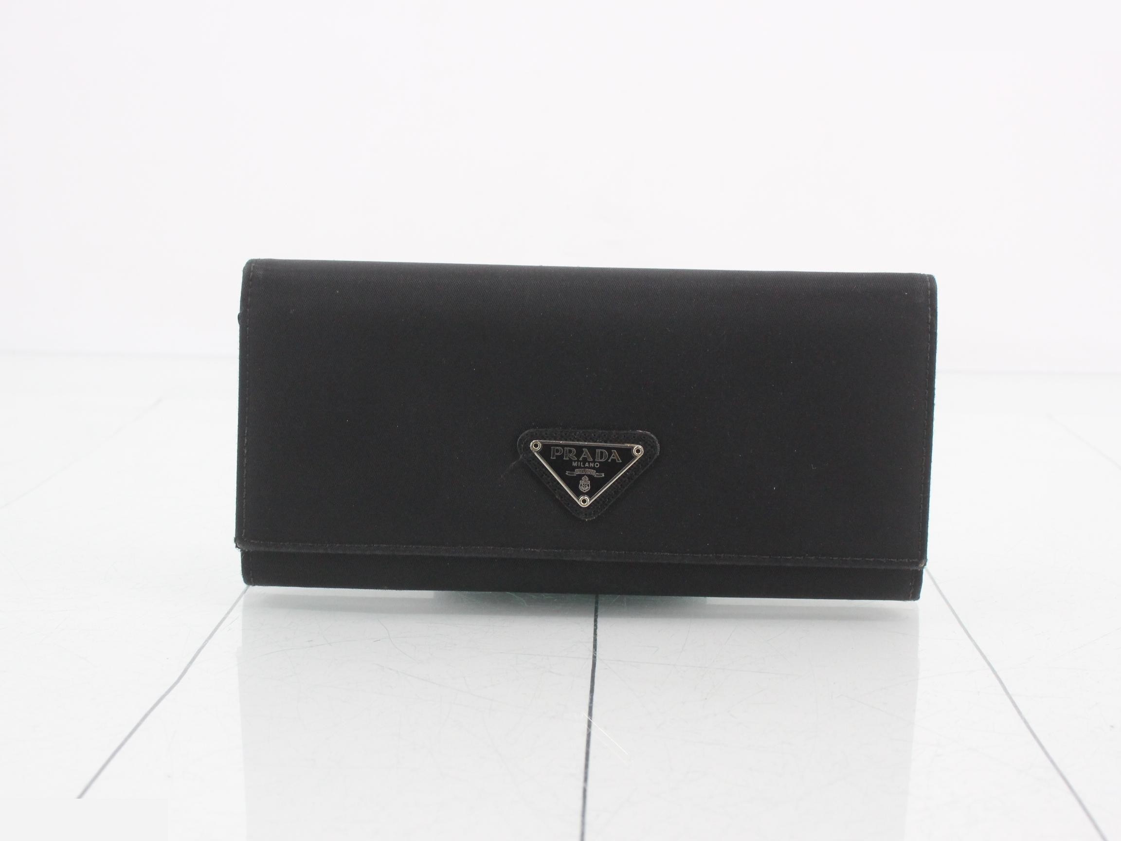 Tessuto Triangle Plate Bi-fold Long Wallet, Black