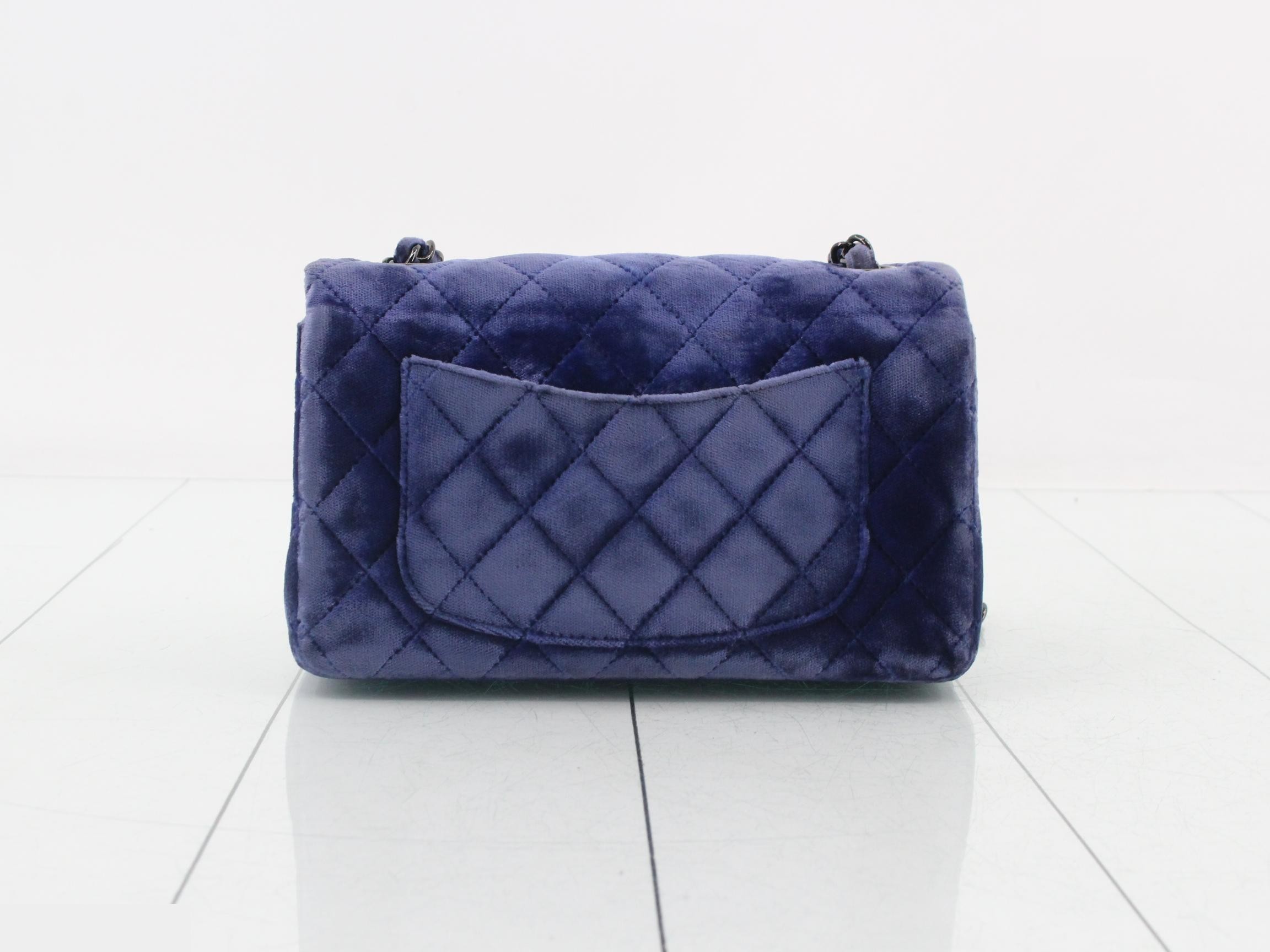 Chain shoulder bag, single flap, velour — view 2