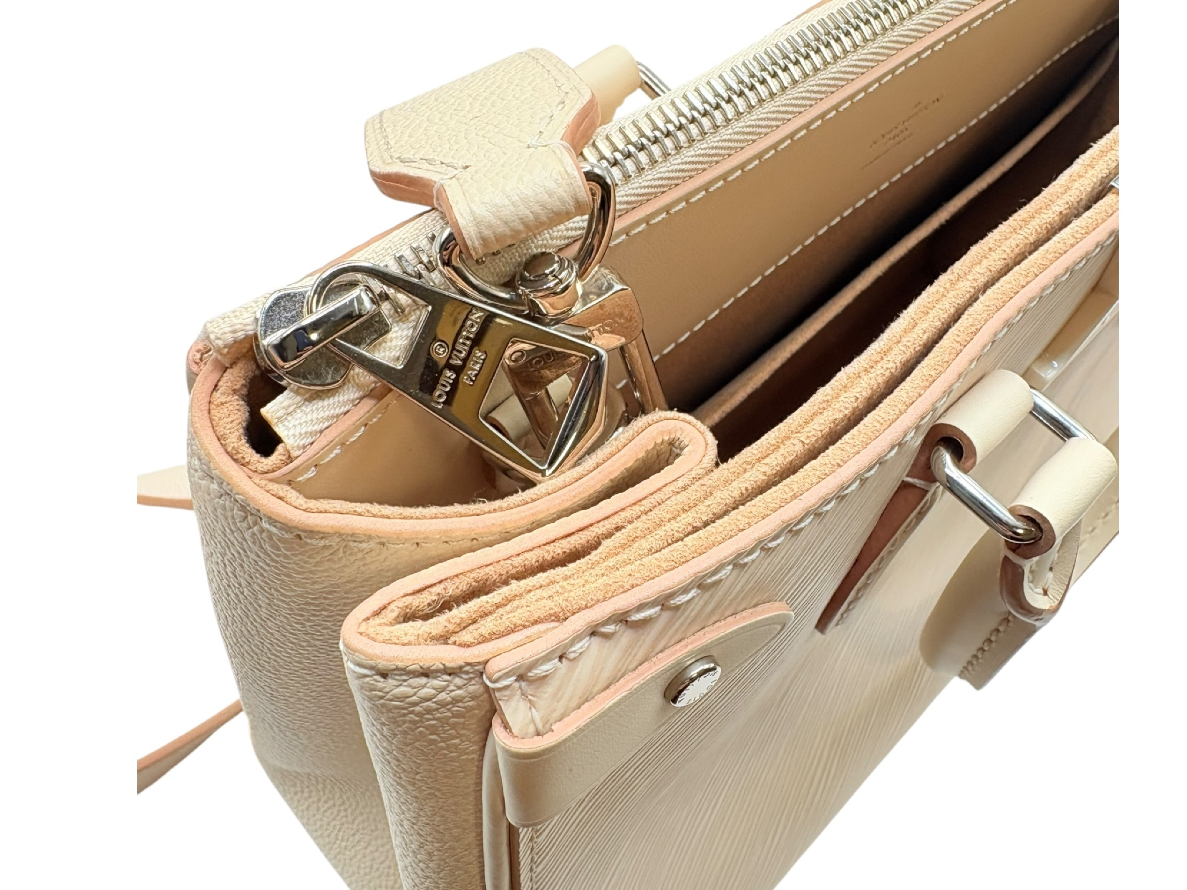 Epi Grenelle Tote PM M57681 White 2-Way Handbag — view 10