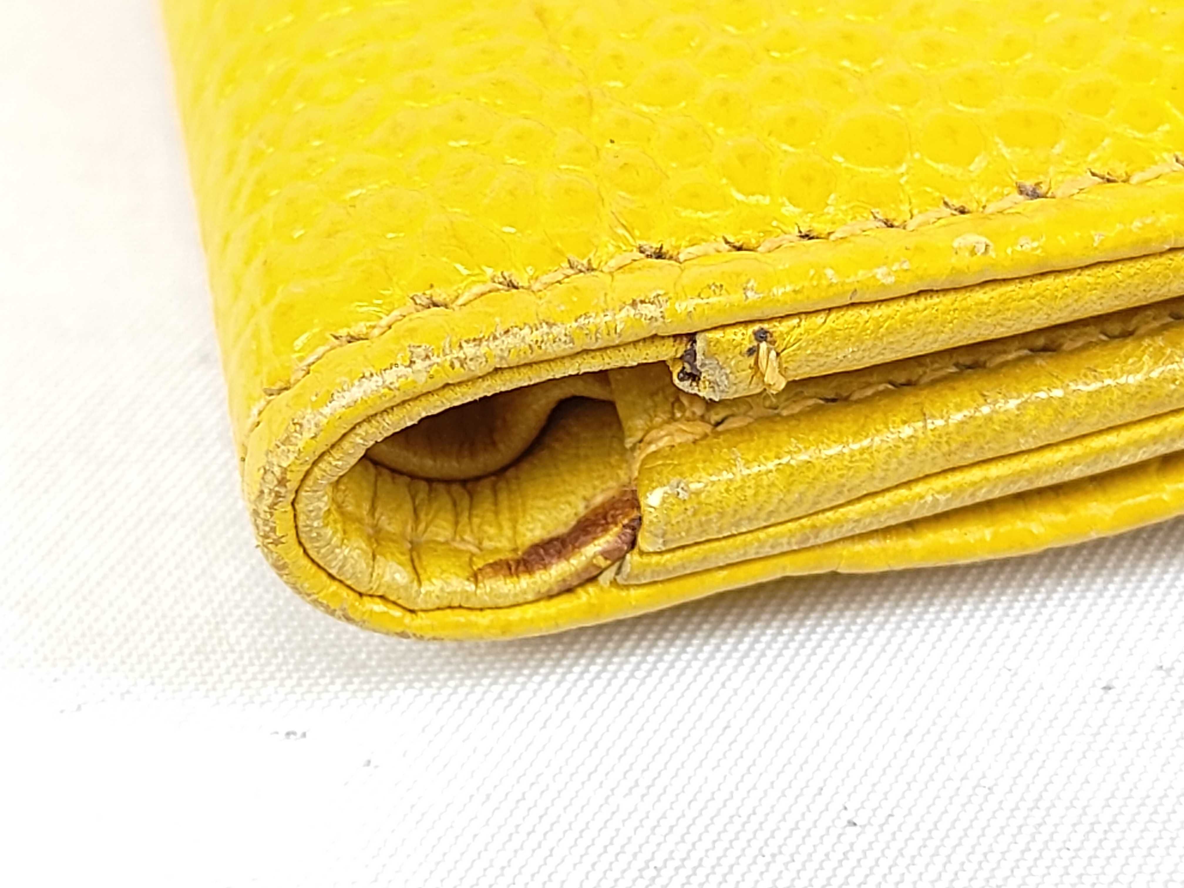 Caviar Skin Large Coco Double Snap Bi-fold Wallet Yellow — view 5