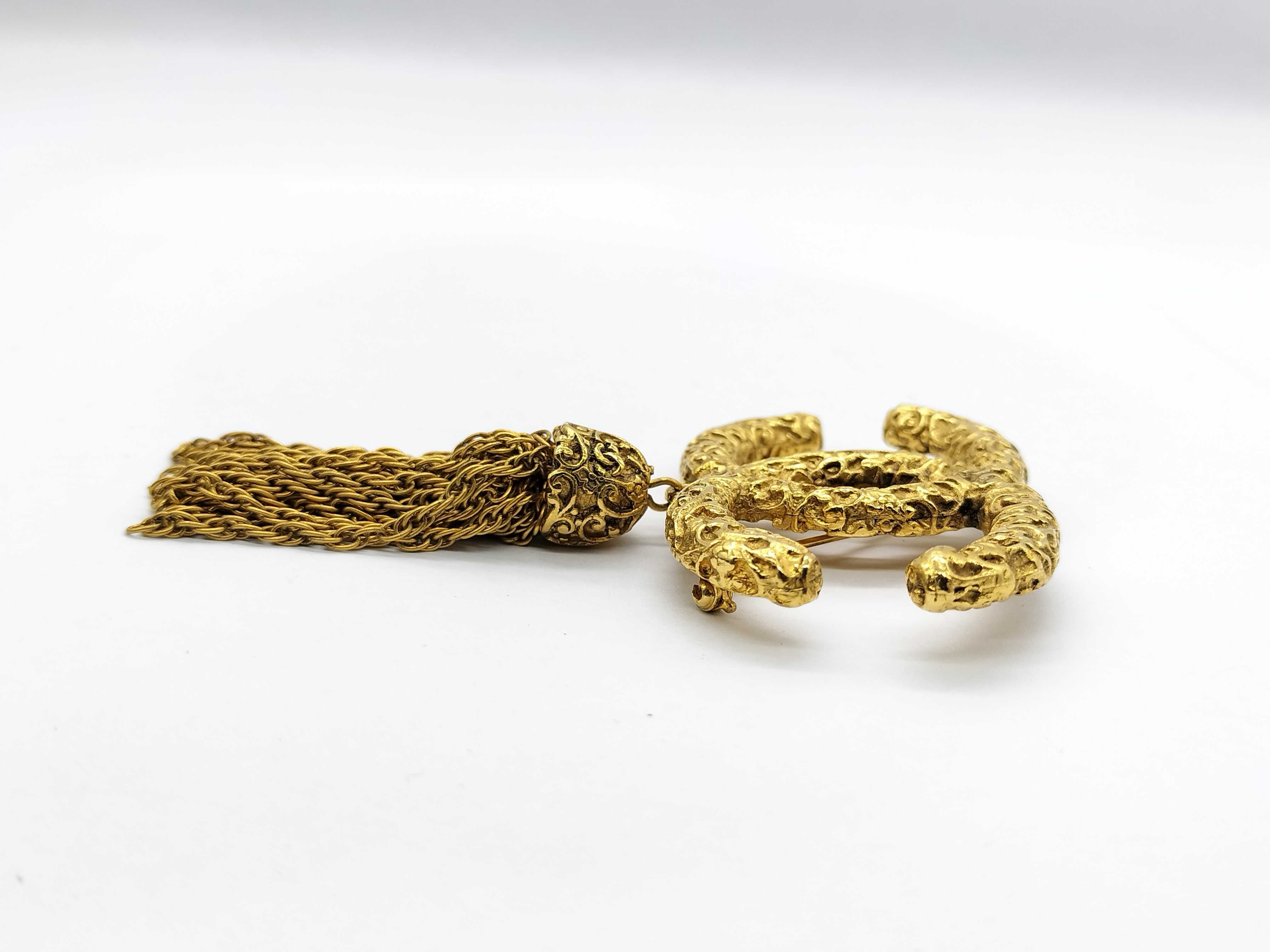 Lava Chain Tassel Brooch / 93A Brooch — view 2
