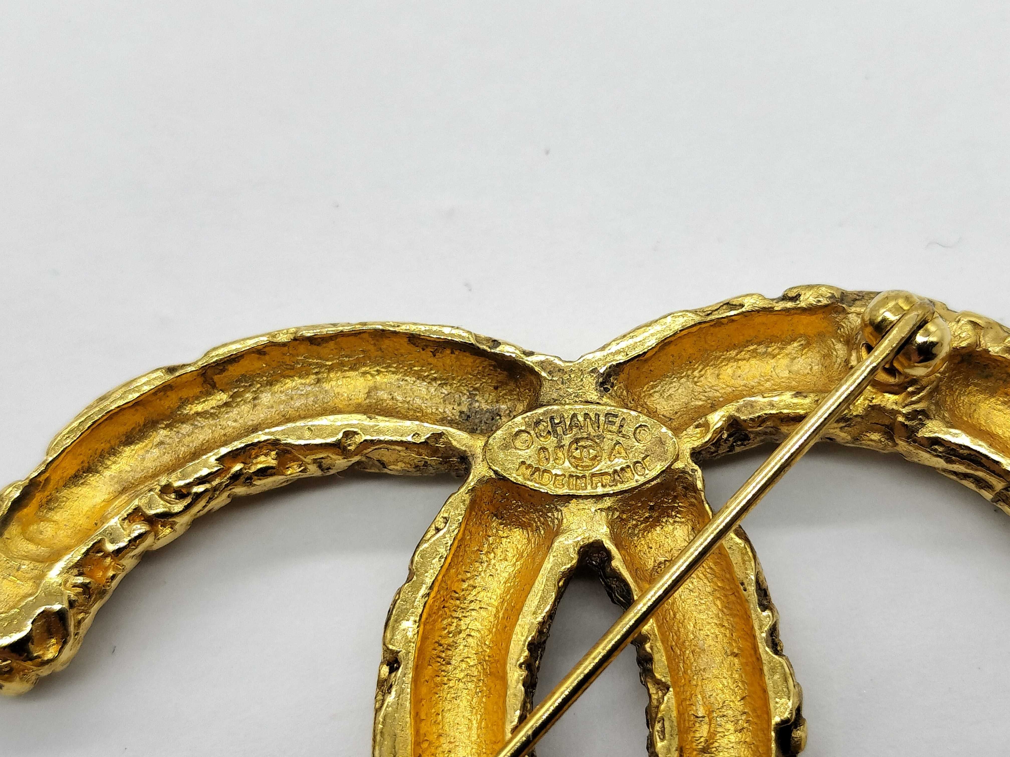 Lava Chain Tassel Brooch / 93A Brooch — view 4
