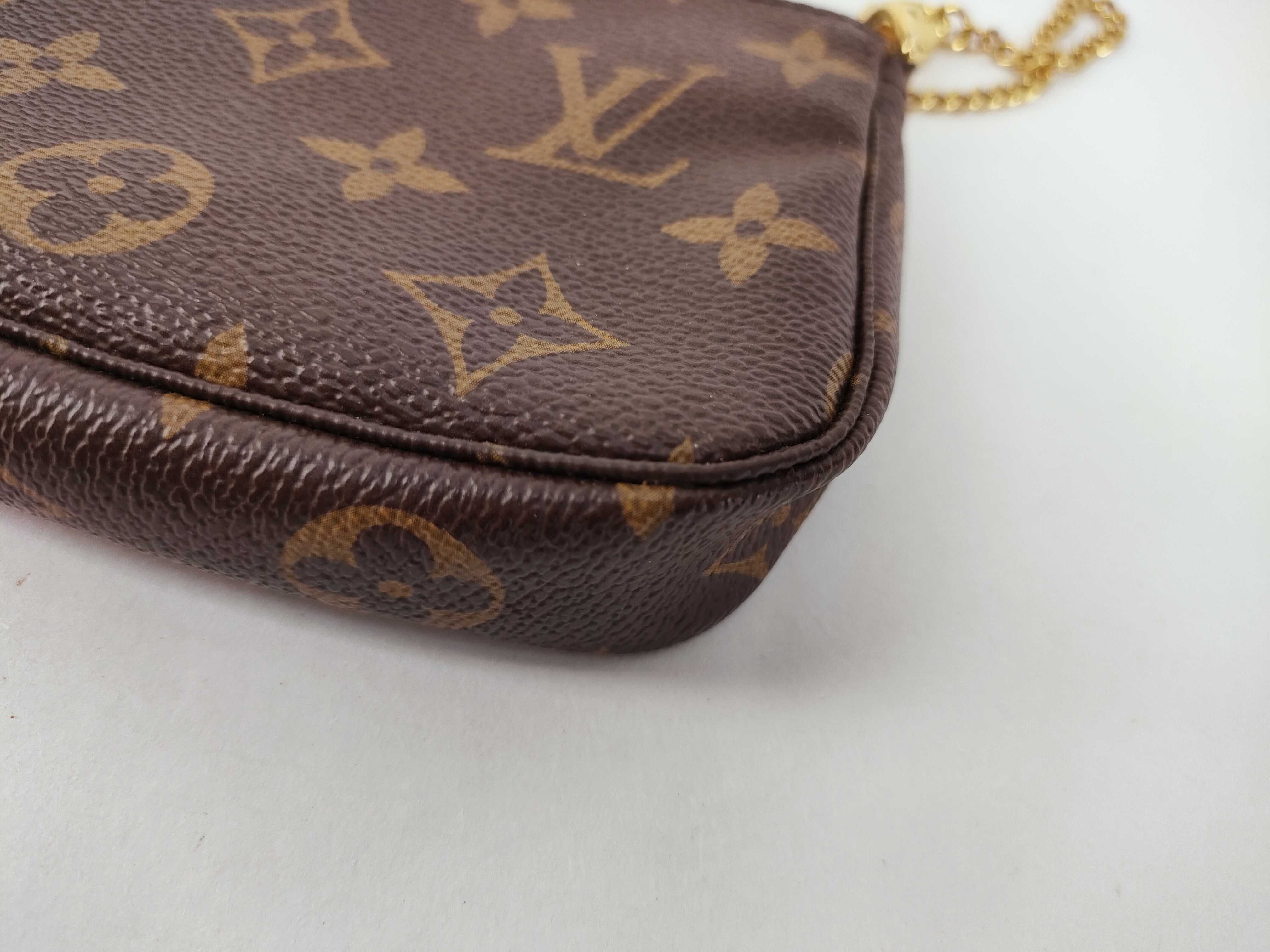 Monogram Louis Vuitton Pouch — view 6