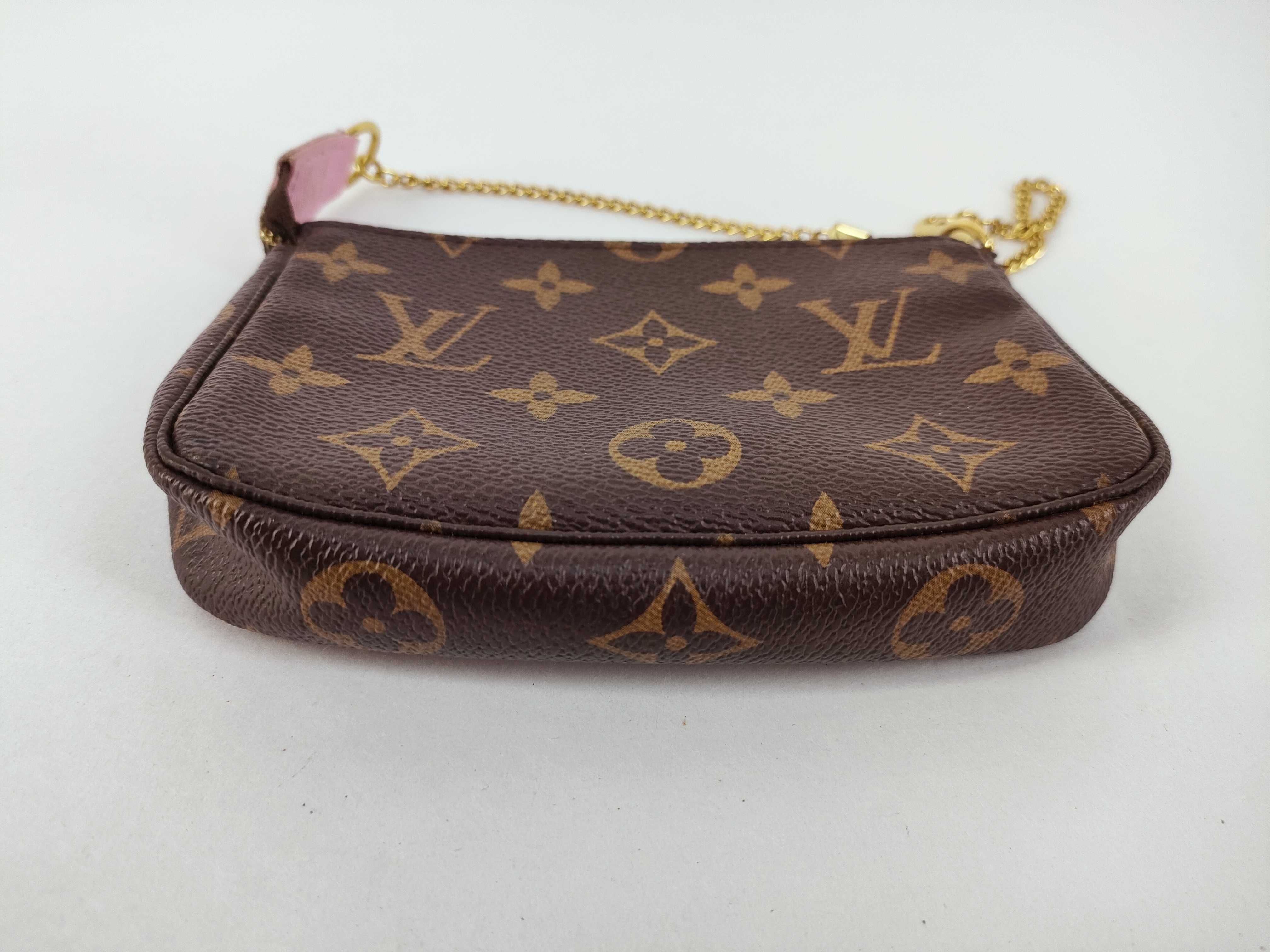 Monogram Louis Vuitton Pouch — view 7