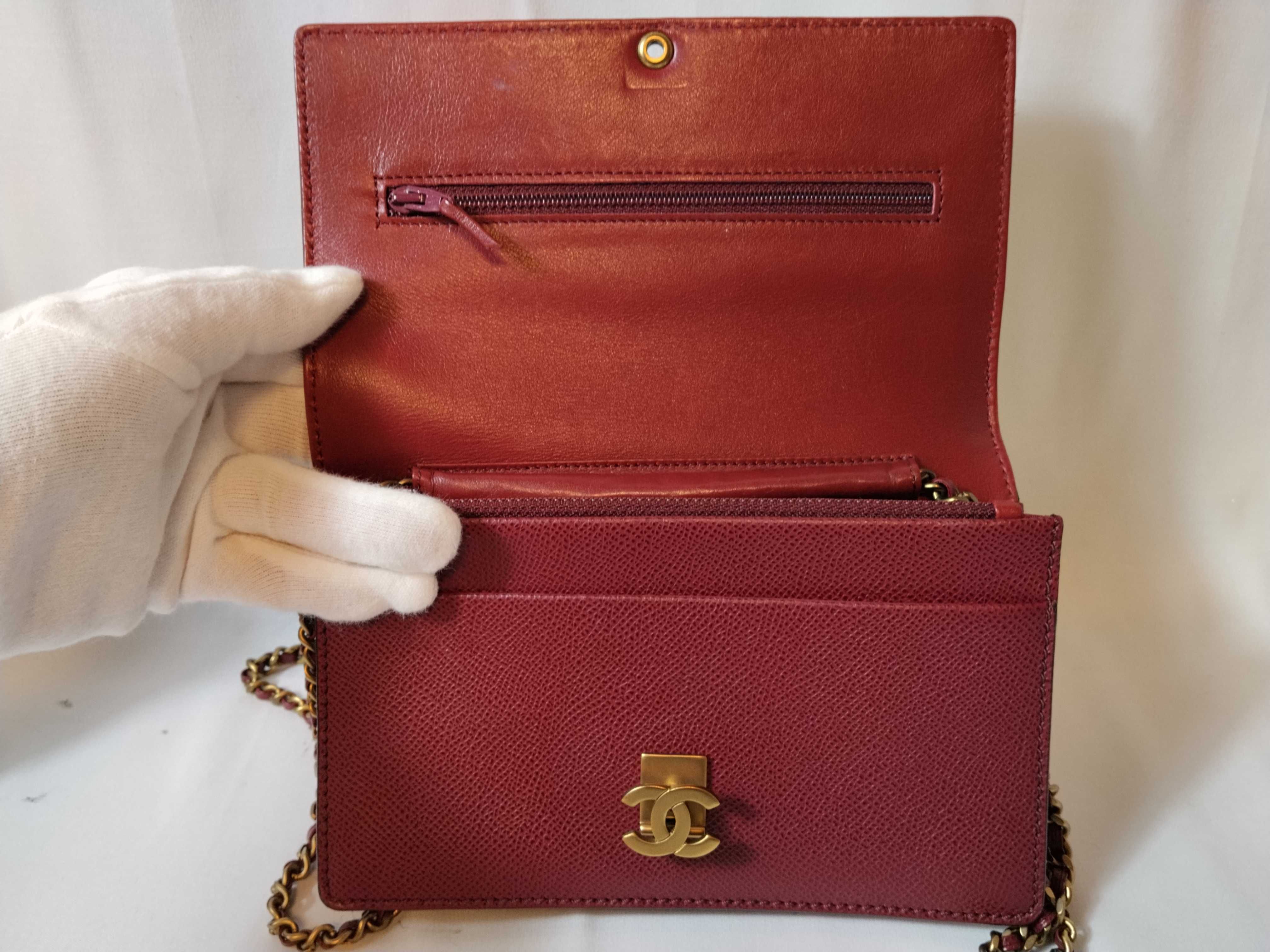 Coco Mark Chain Shoulder Bag, Bordeaux Shoulder Bag — view 9