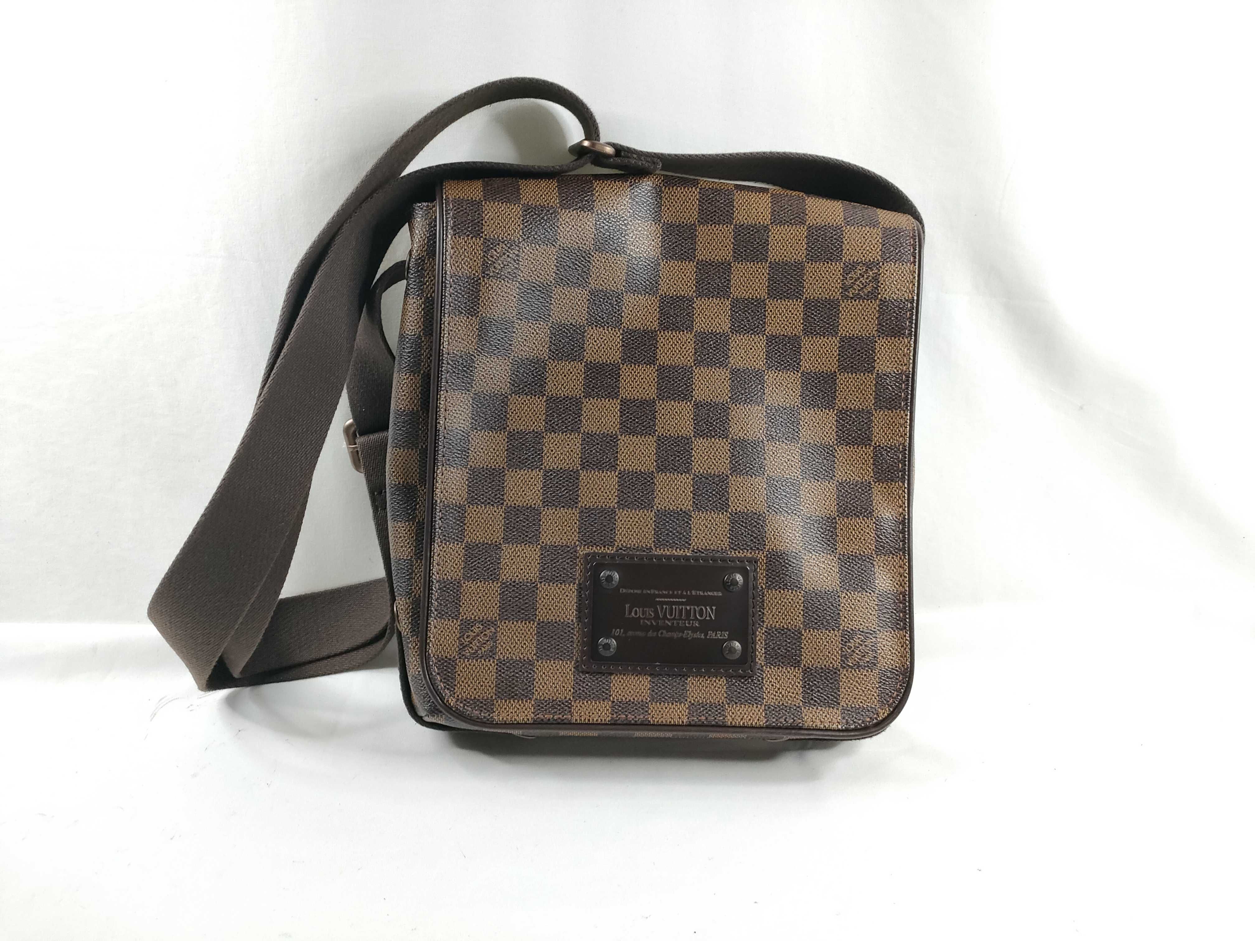 Damier Brooklyn PM Damier Shoulder Bag