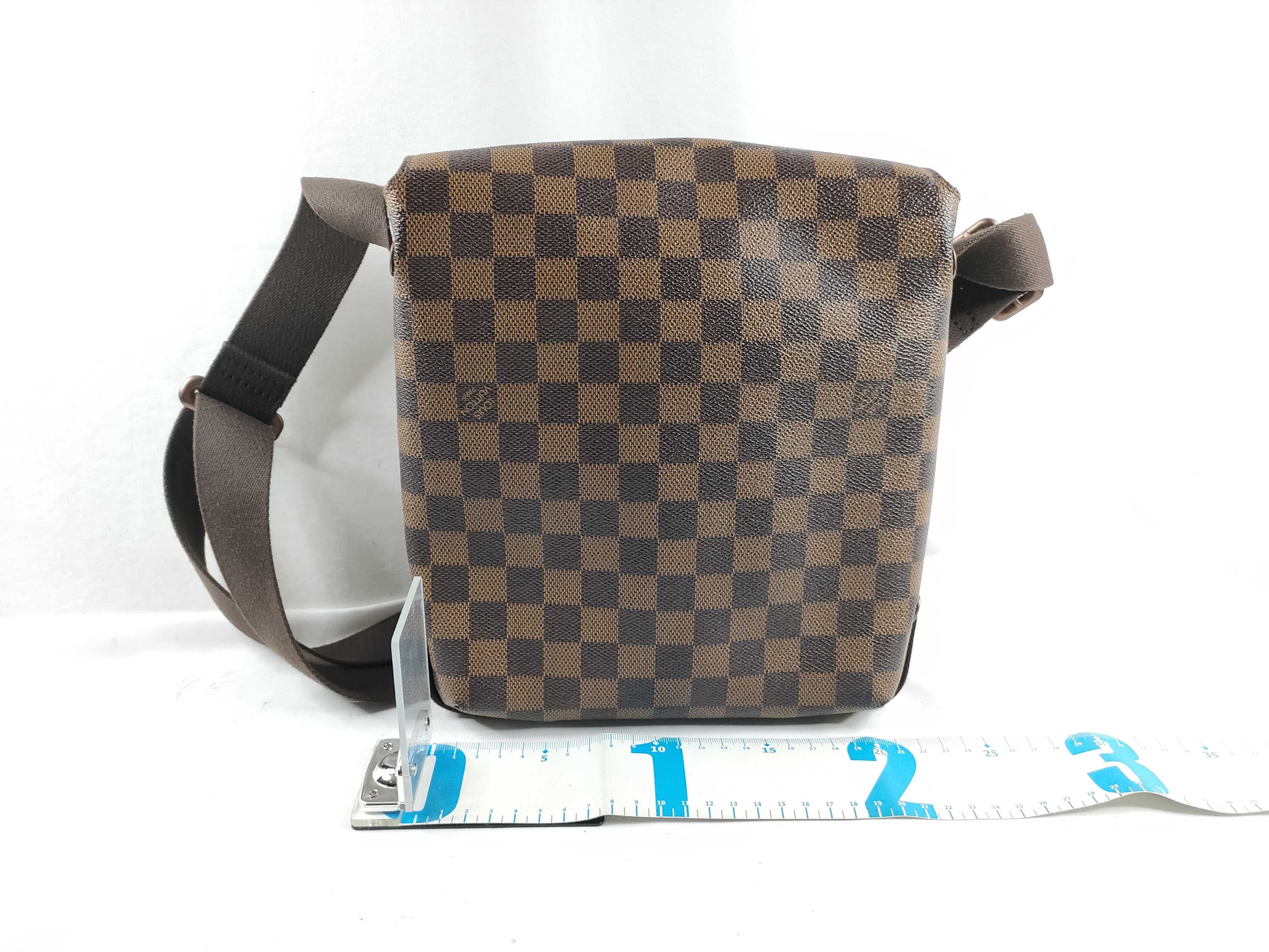 Damier Brooklyn PM Damier Shoulder Bag — view 2