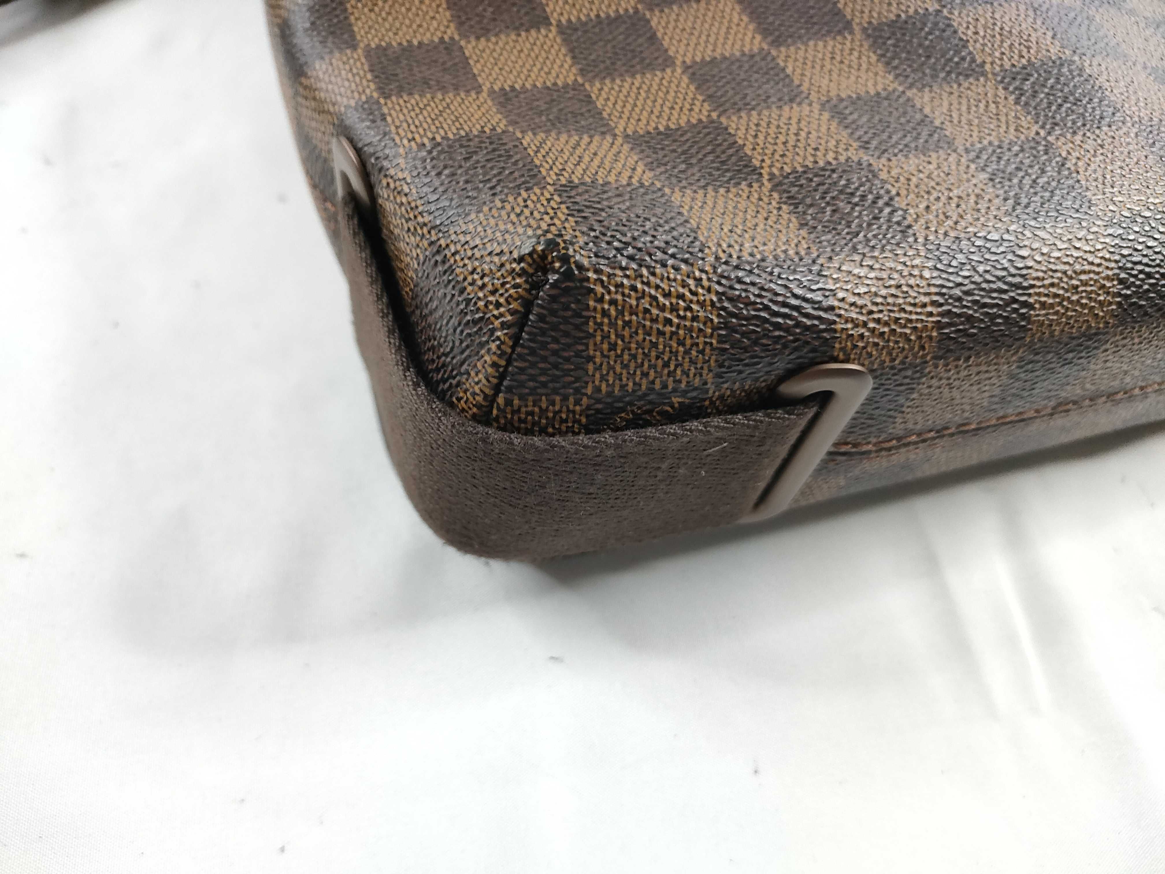 Damier Brooklyn PM Damier Shoulder Bag — view 3