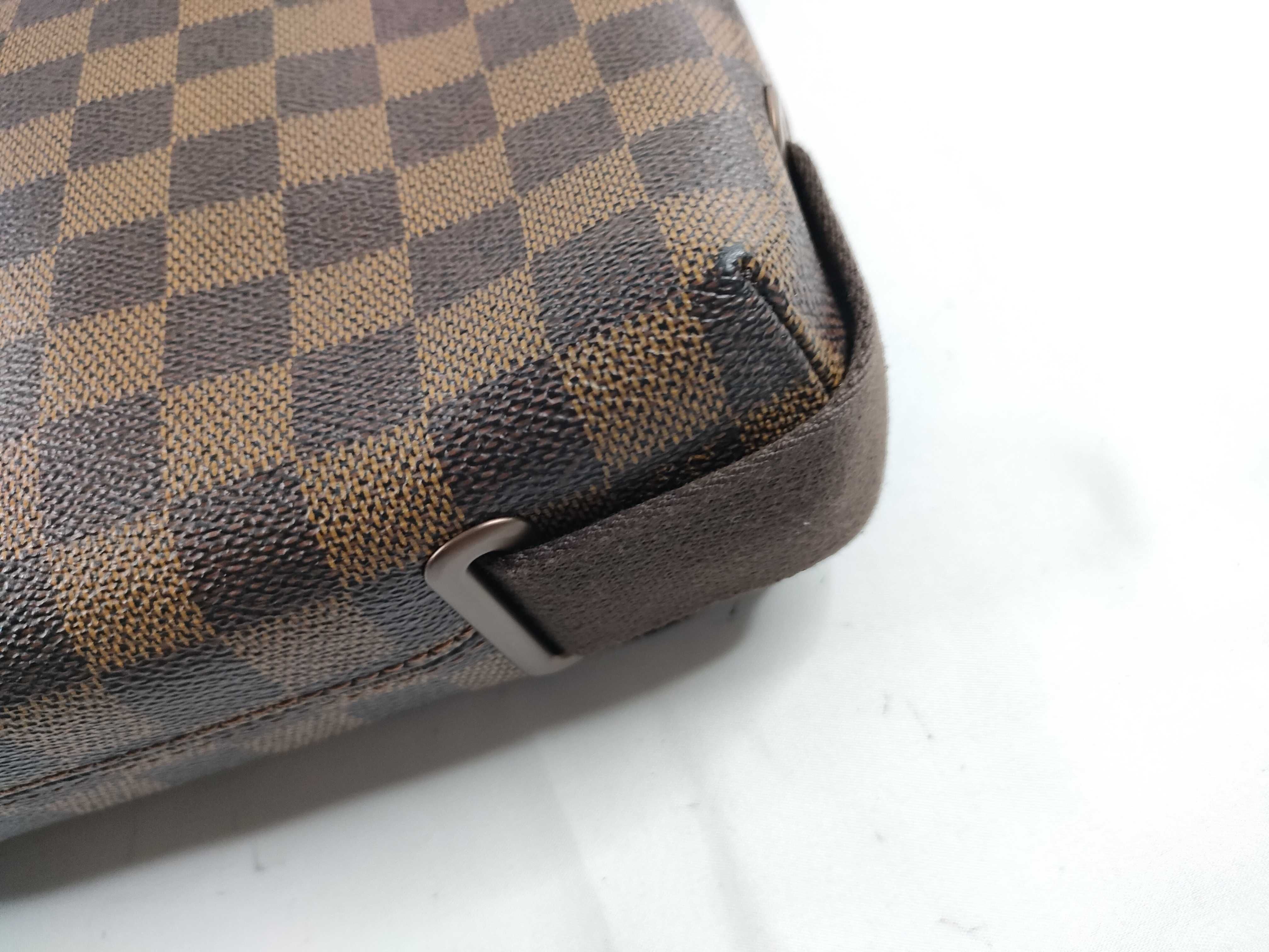 Damier Brooklyn PM Damier Shoulder Bag — view 5